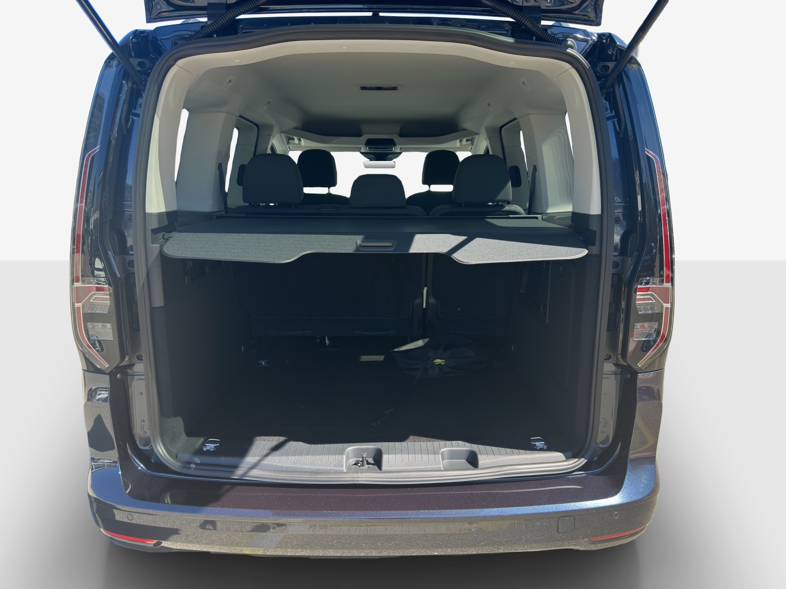 VW Caddy 1.5 TSI Plug in Hybrid Liberty DSG-image-12
