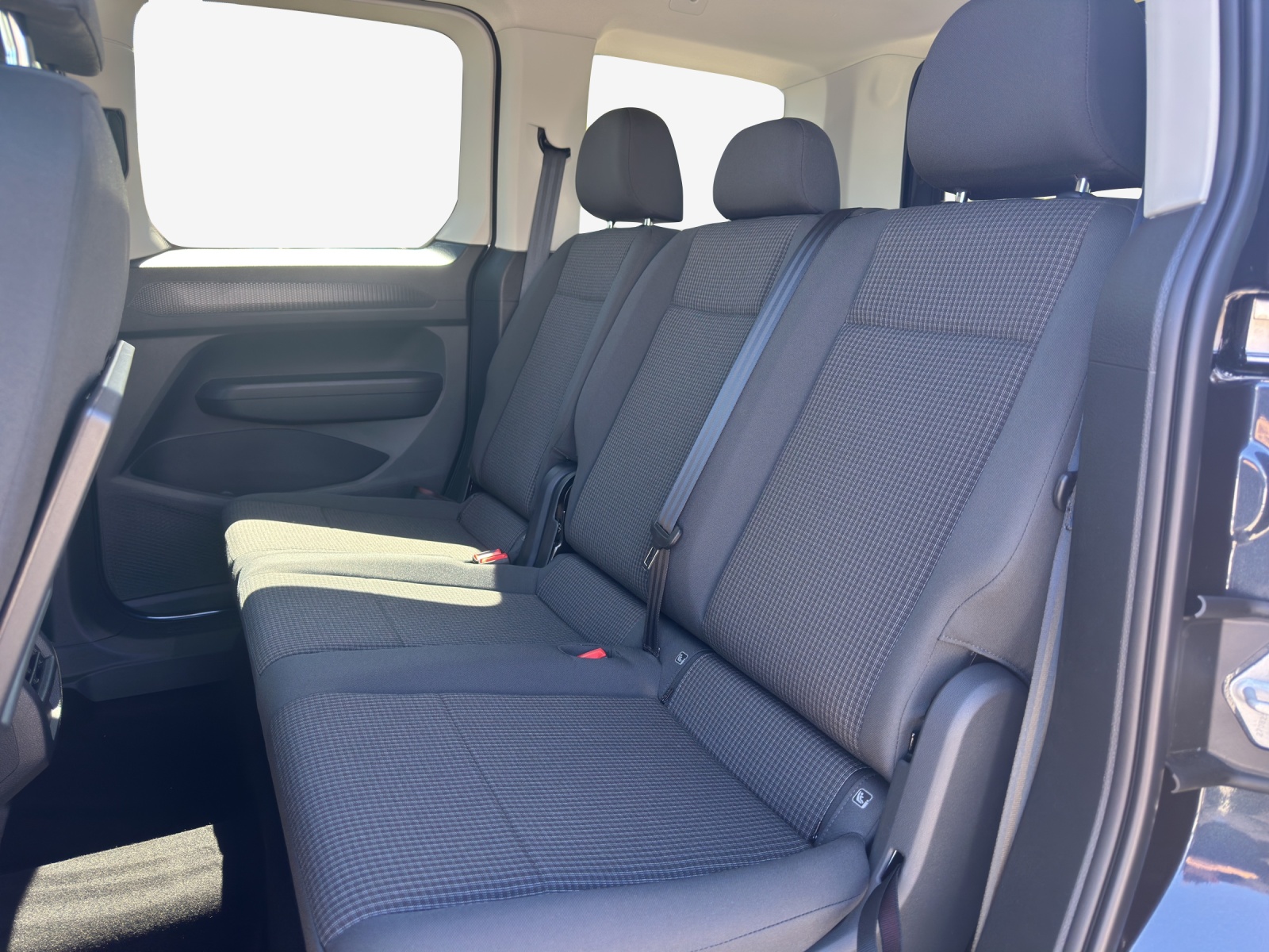 VW Caddy 1.5 TSI Plug in Hybrid Liberty DSG-image-11