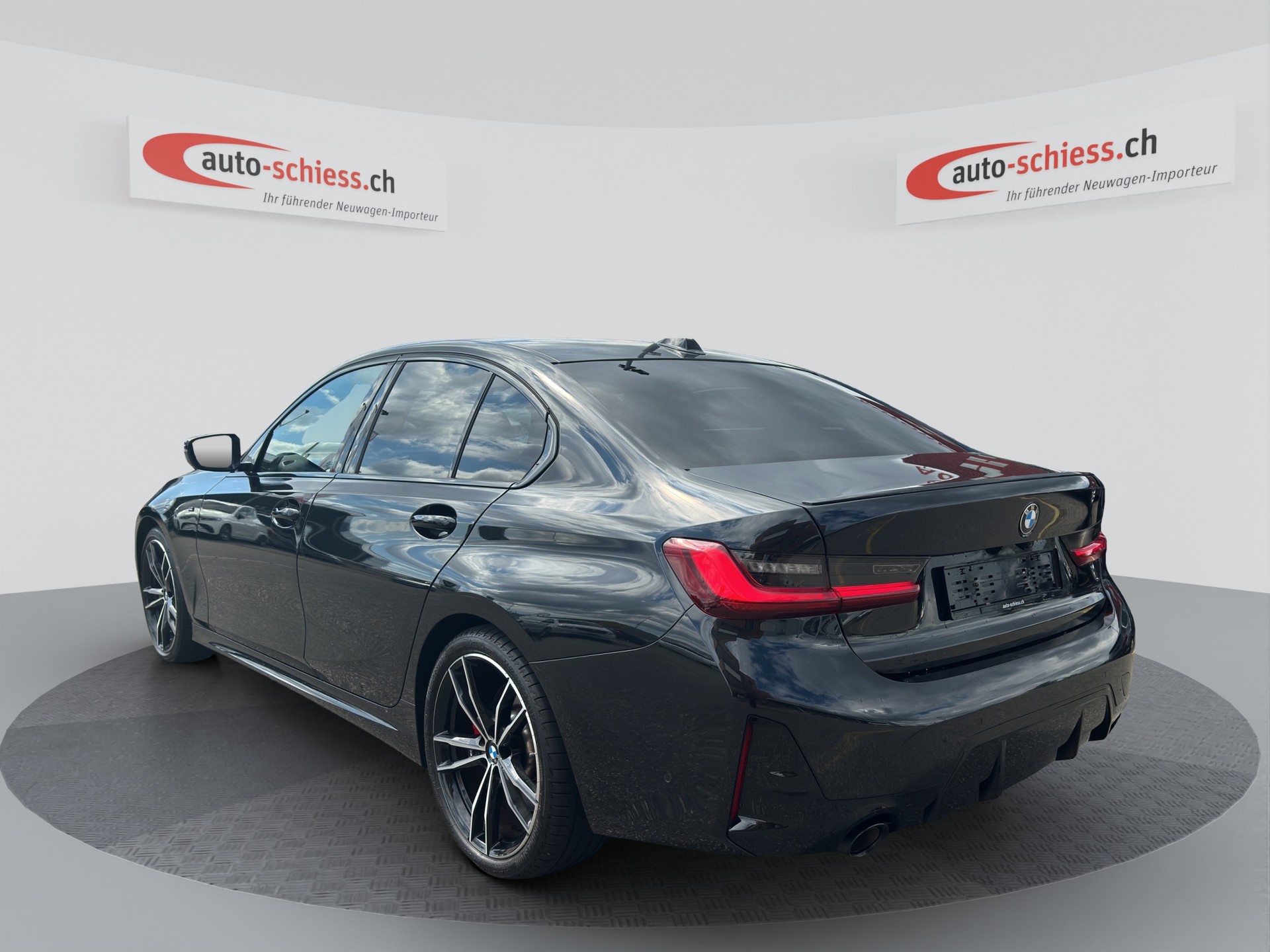 BMW 318d 48V M Sport Pro Shadow Line Steptronic-image-2