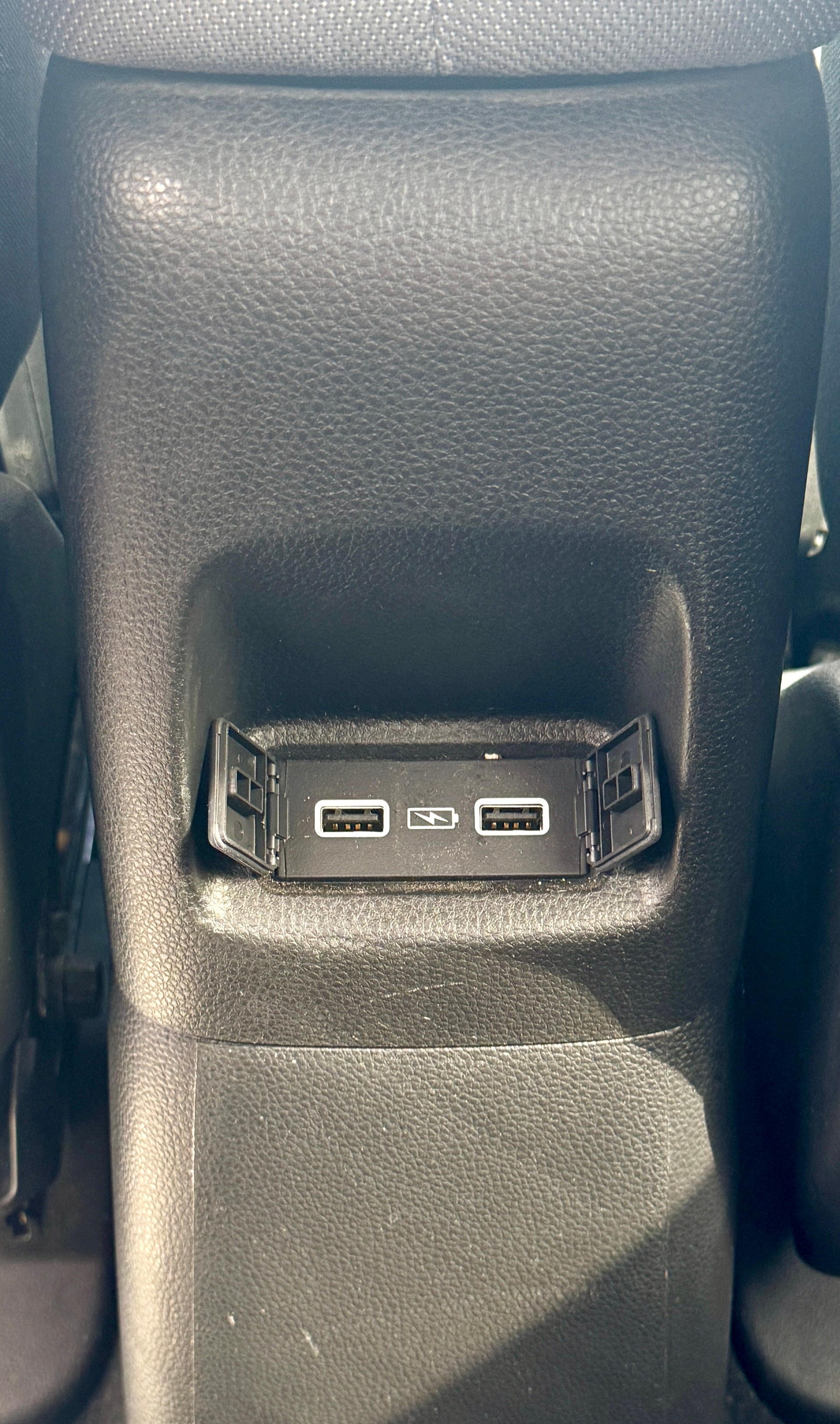HONDA Jazz 1.5i-MMD Crosstar Executive E-CVT-image-20