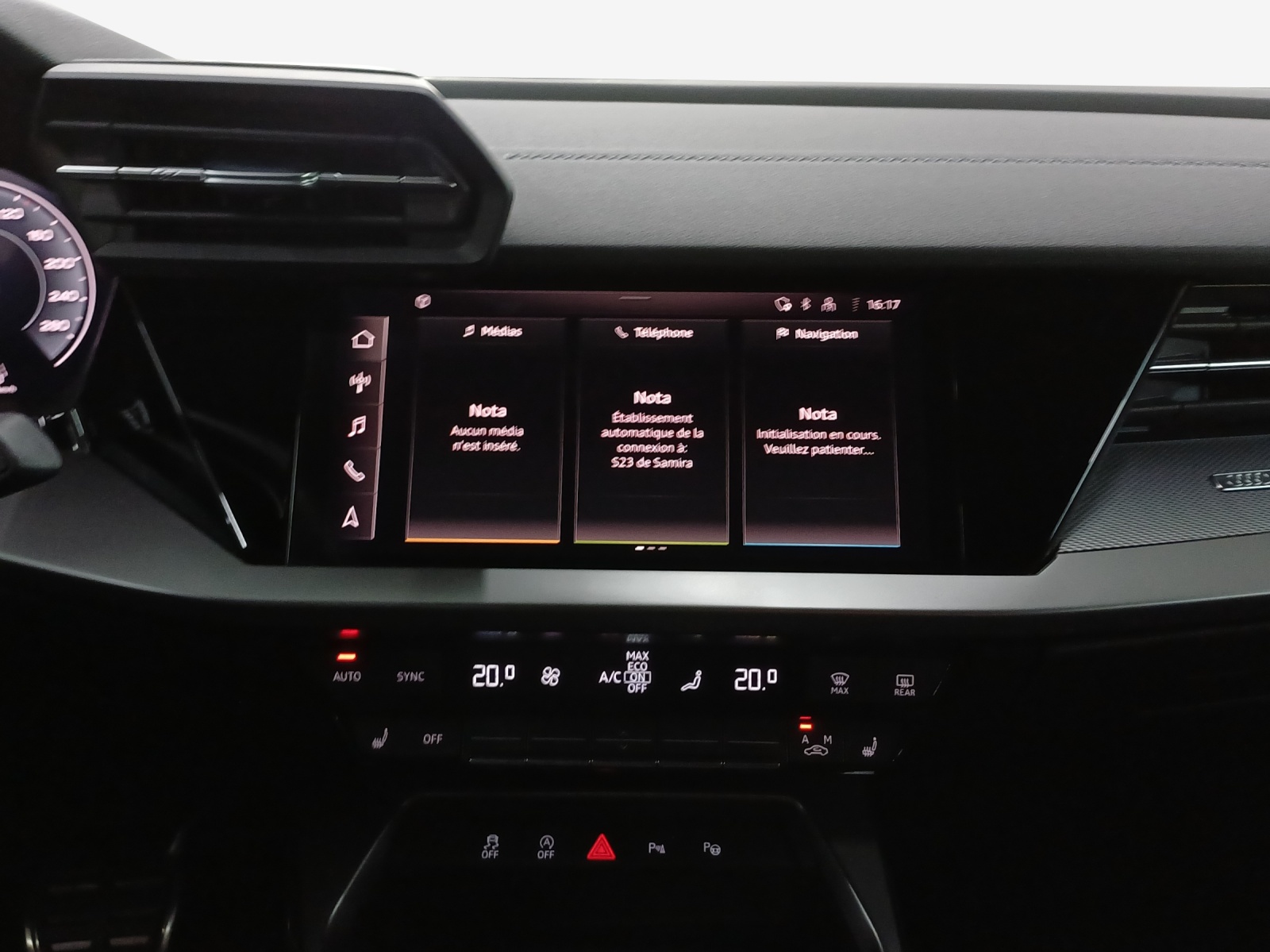 AUDI A3 Sportback 35 TFSI S line Attraction S-tronic-image-10