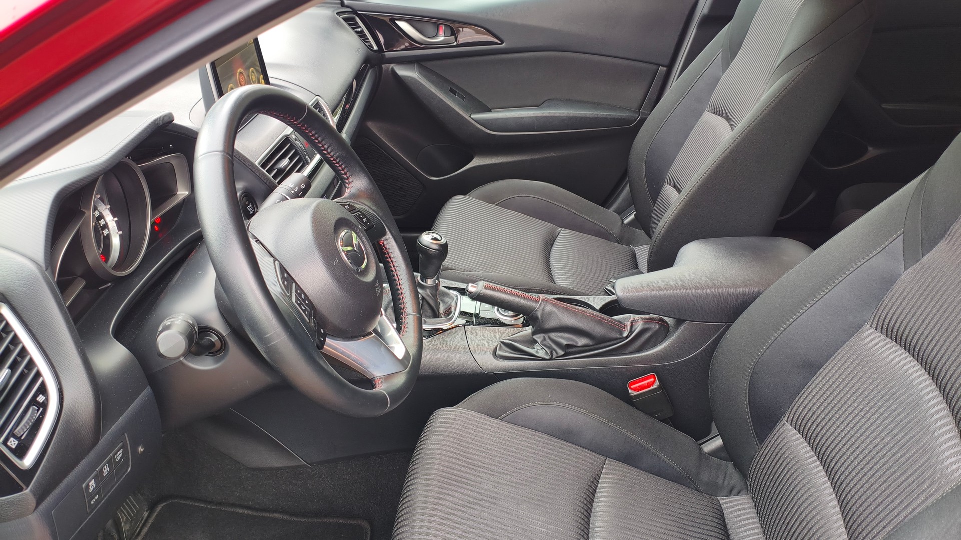 MAZDA 3 2.0 16V Ambition Plus-image-8