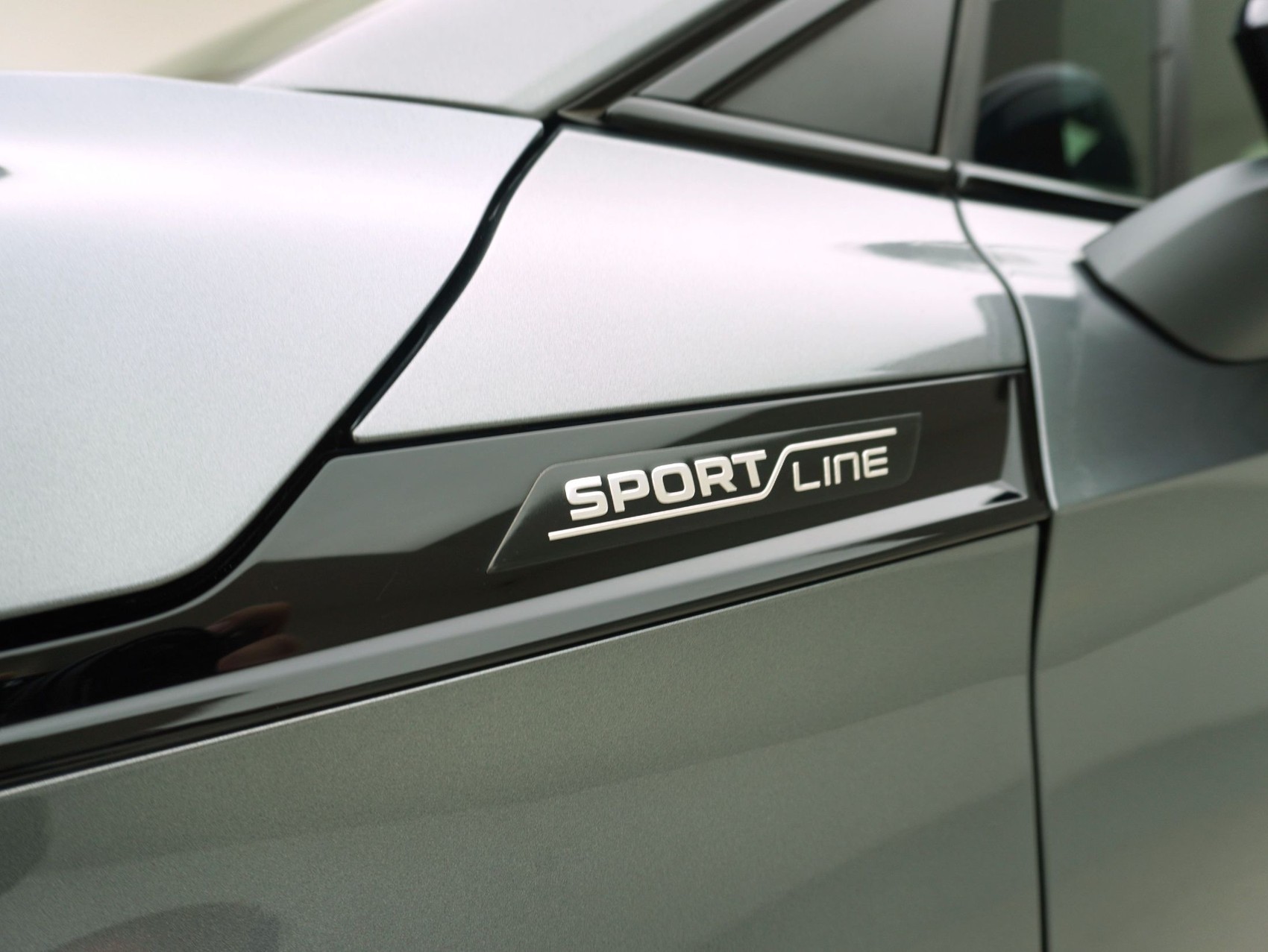 SKODA Enyaq iV 80x Sport Line-image-7