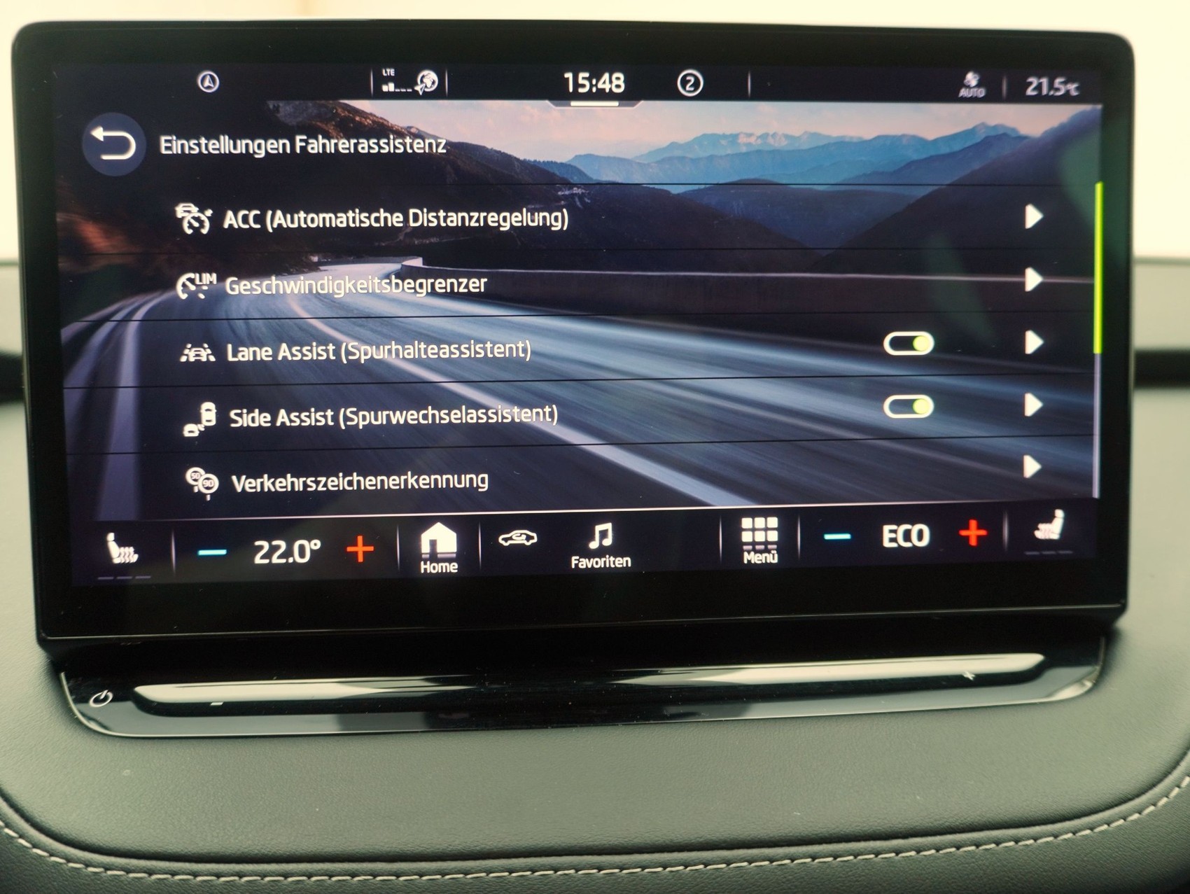 SKODA Enyaq iV 80x Sport Line-image-25