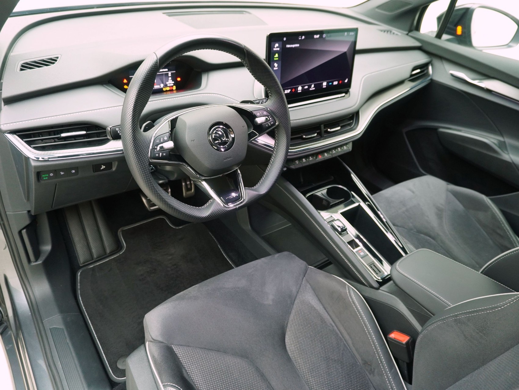 SKODA Enyaq iV 80x Sport Line-image-10