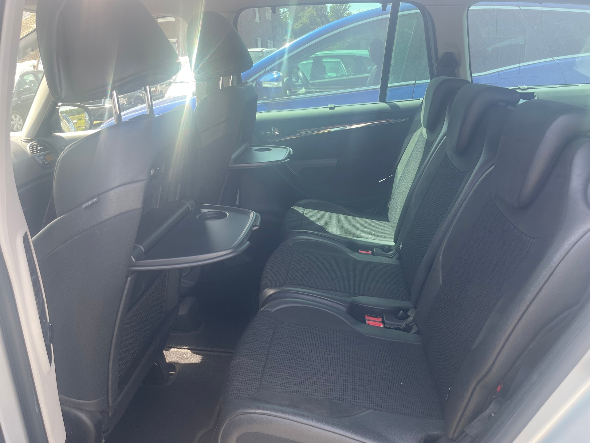 CITROEN Grand C4 Picasso 2.0 HDI Exclusive Automatic-image-4