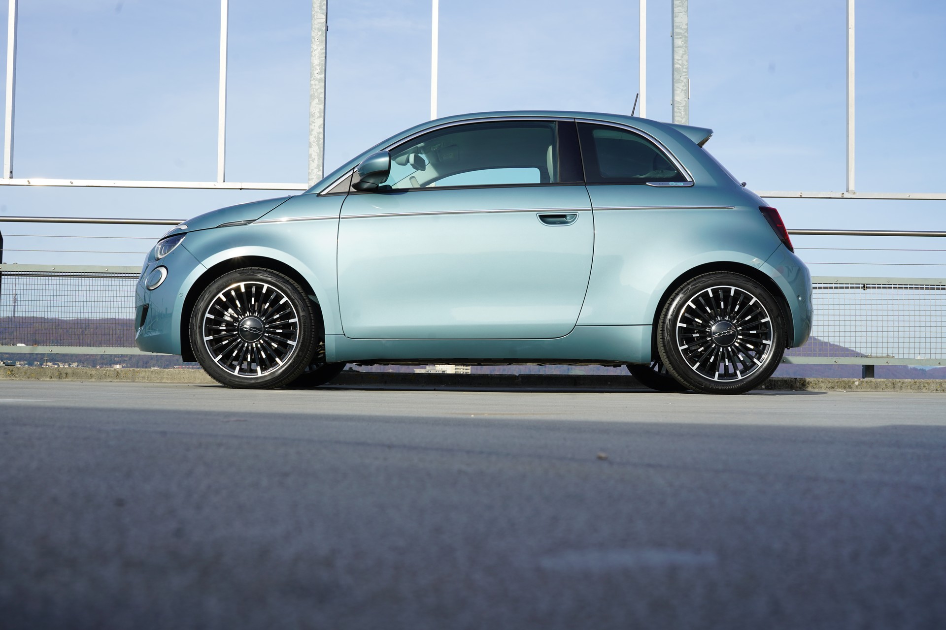FIAT 500 ELECTRIC 87 kW LA PRIMA l 119 PS-image-1