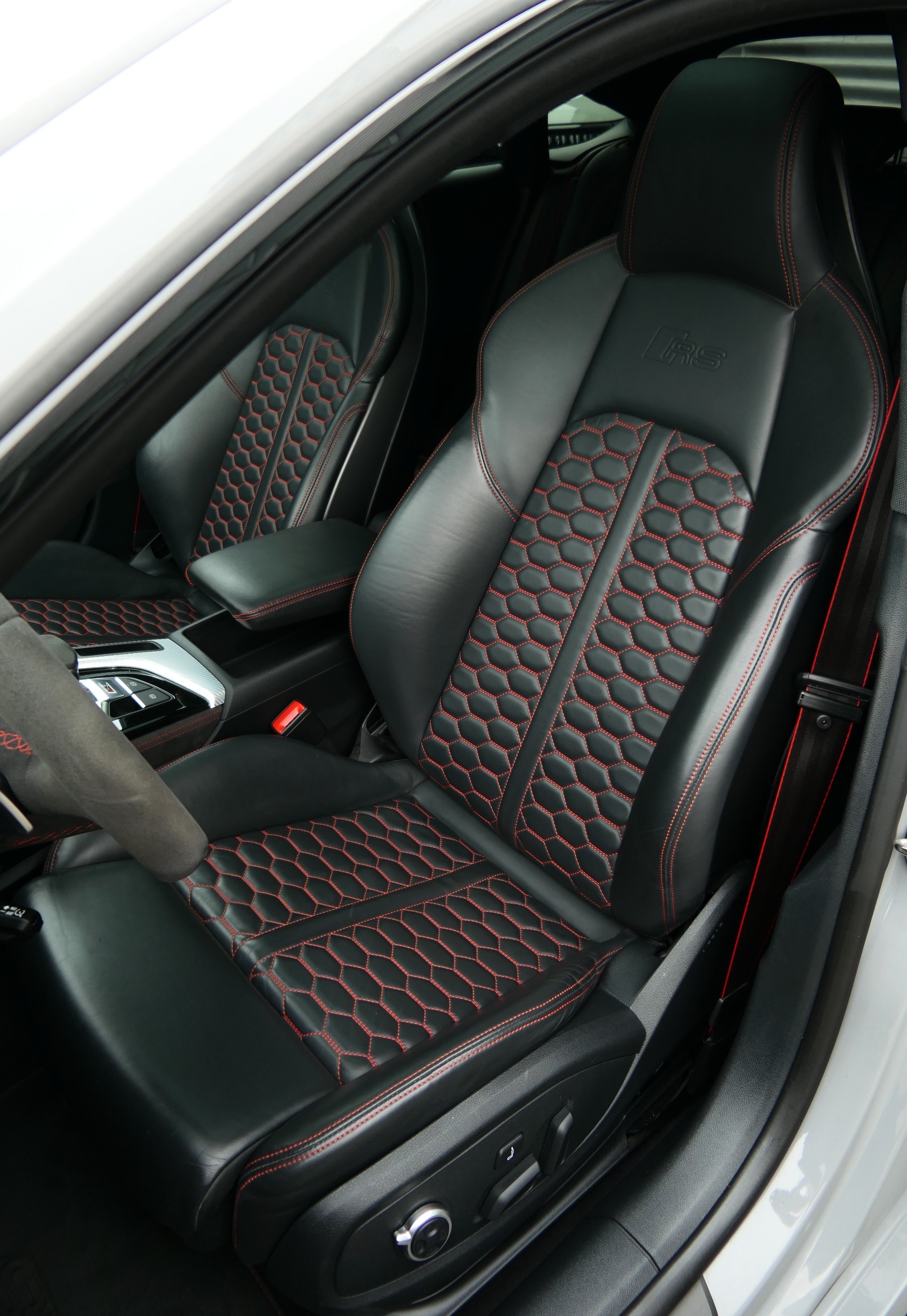 AUDI RS5 Sportback 2.9 TFSI quattro tiptronic-image-5