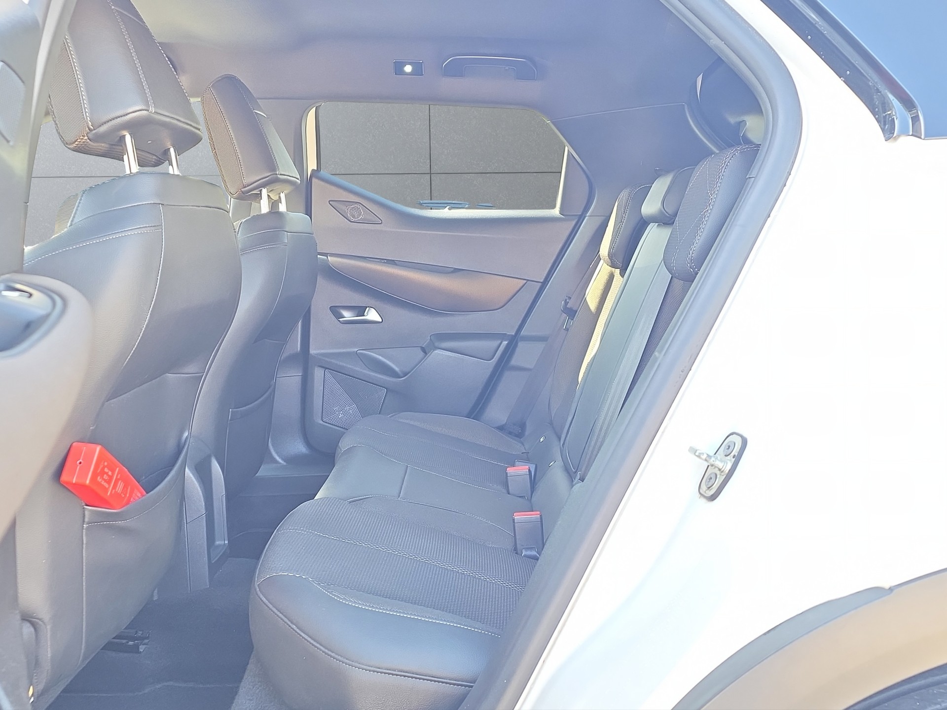 DS AUTOMOBILES 3 Crossback 1.2 PureTech 130 So Chic-image-15