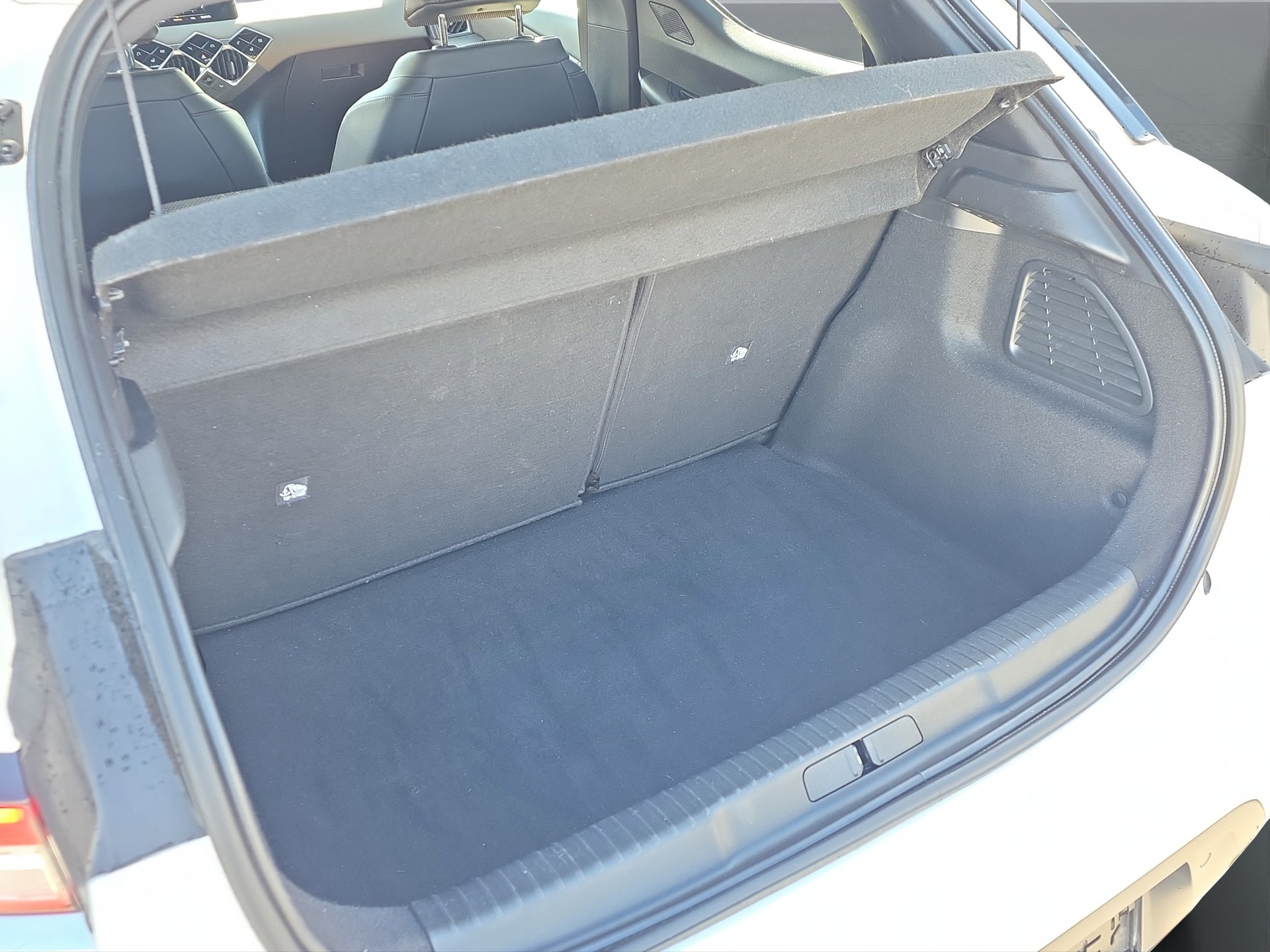 DS AUTOMOBILES 3 Crossback 1.2 PureTech 130 So Chic-image-16
