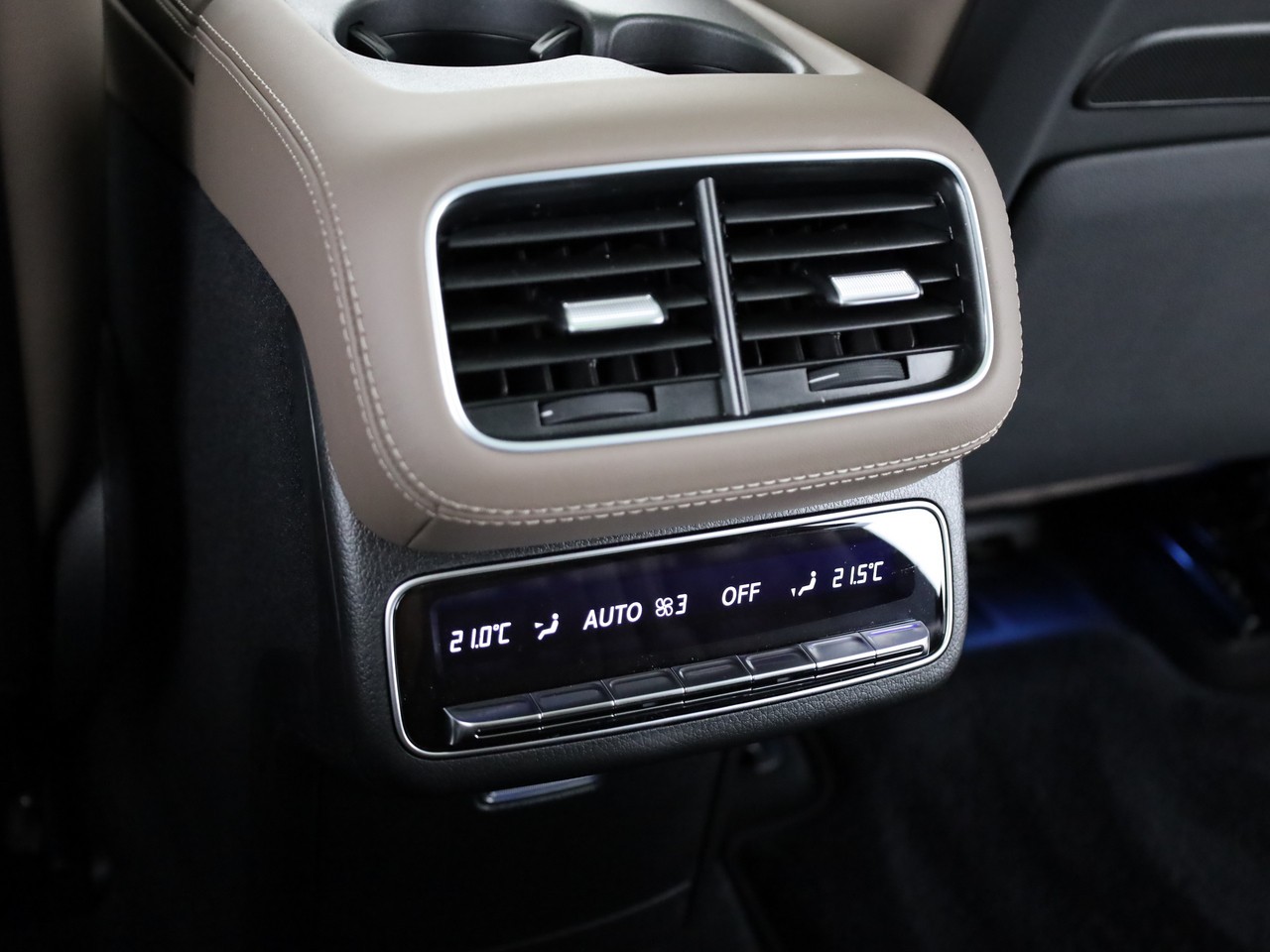 MERCEDES-BENZ GLE 63 S AMG 4Matic+ 9G-Speedshift-image-15