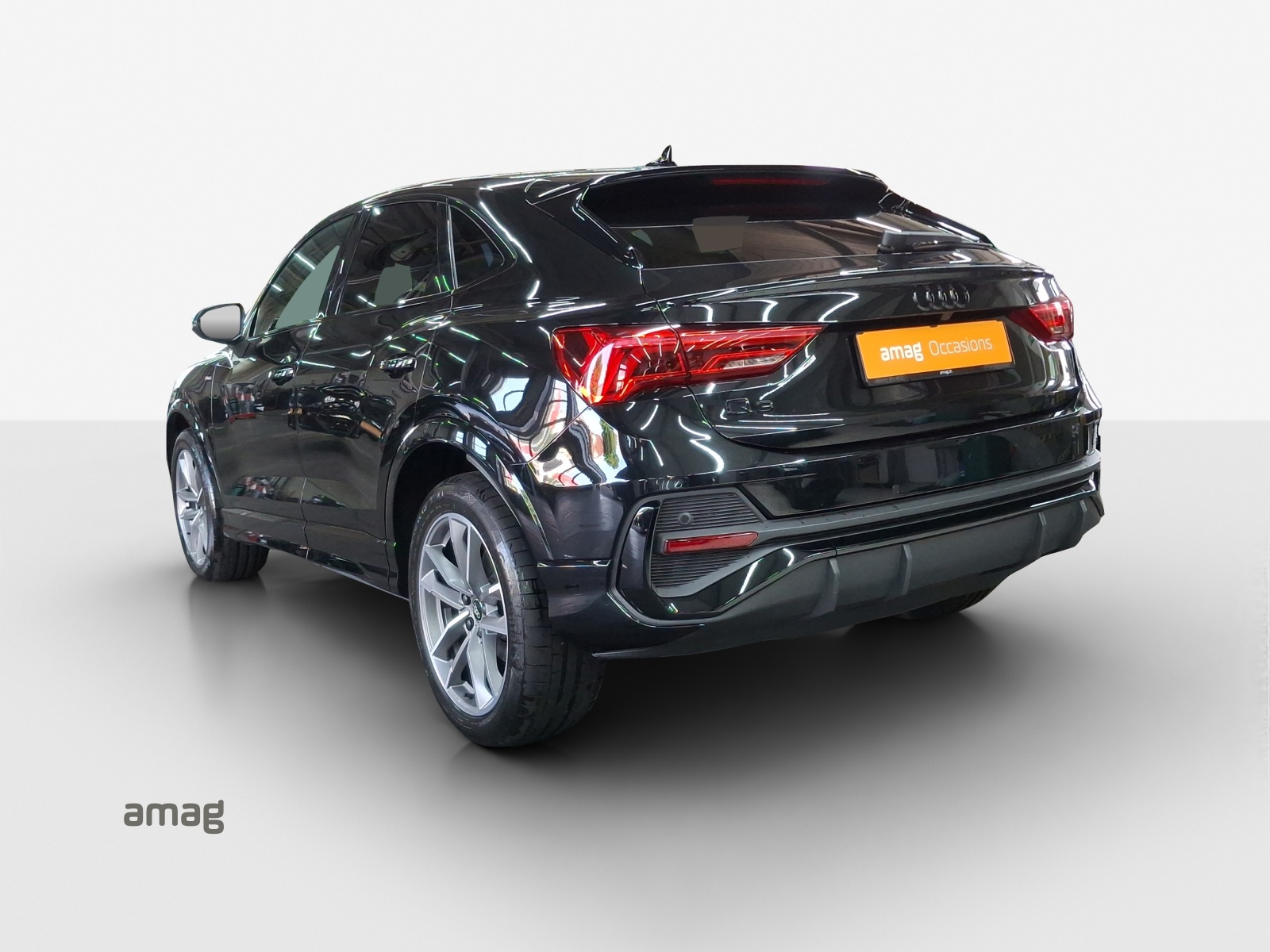 AUDI Q3 Sportback 35 TFSI S line Attraction S-tronic-image-2
