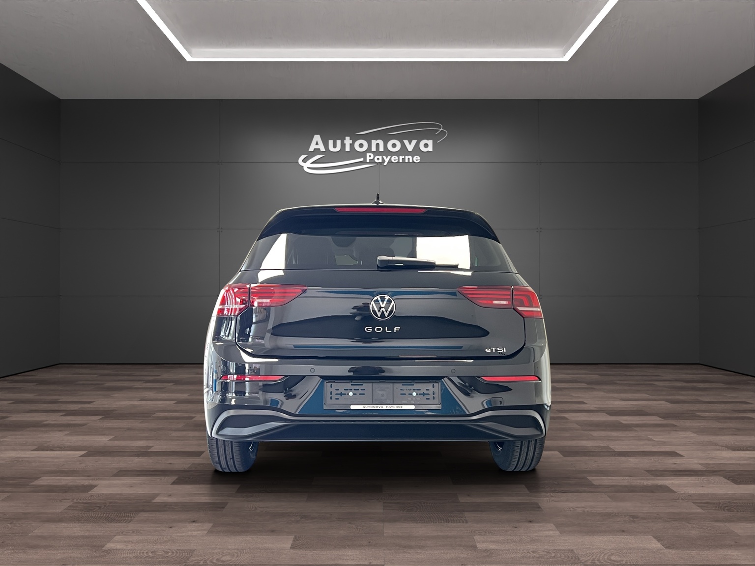 VW Golf 1.5 TSI Basis-image-4