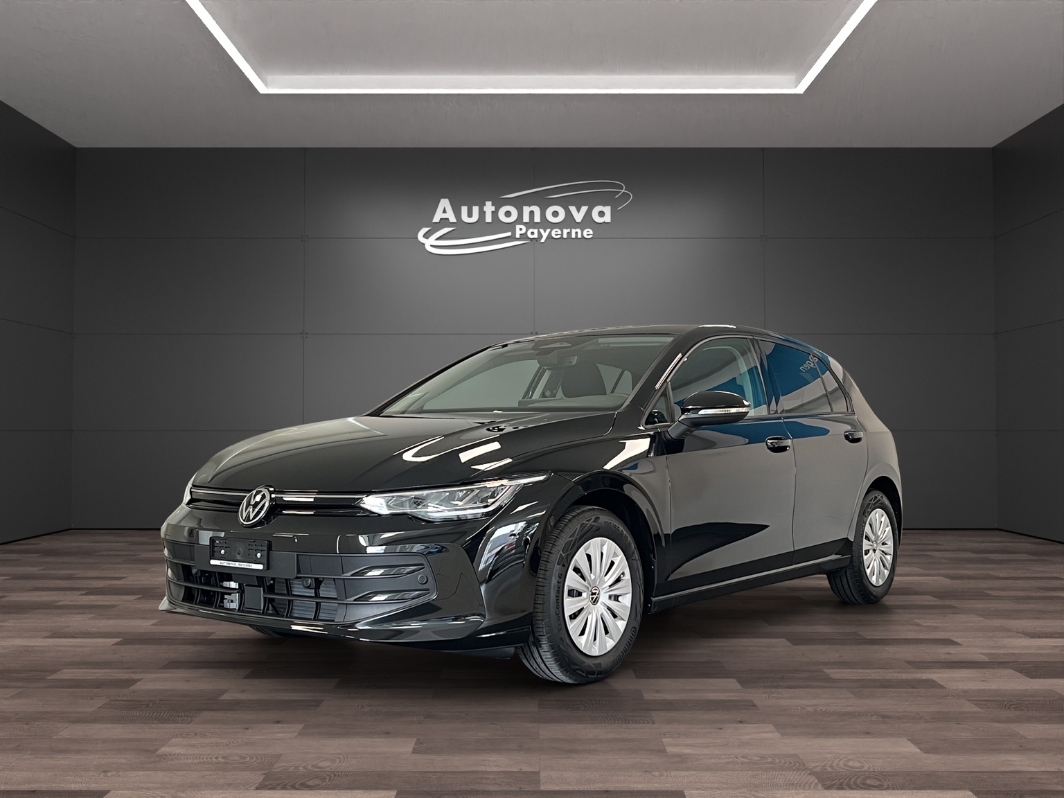VW Golf 1.5 TSI Basis-image-0