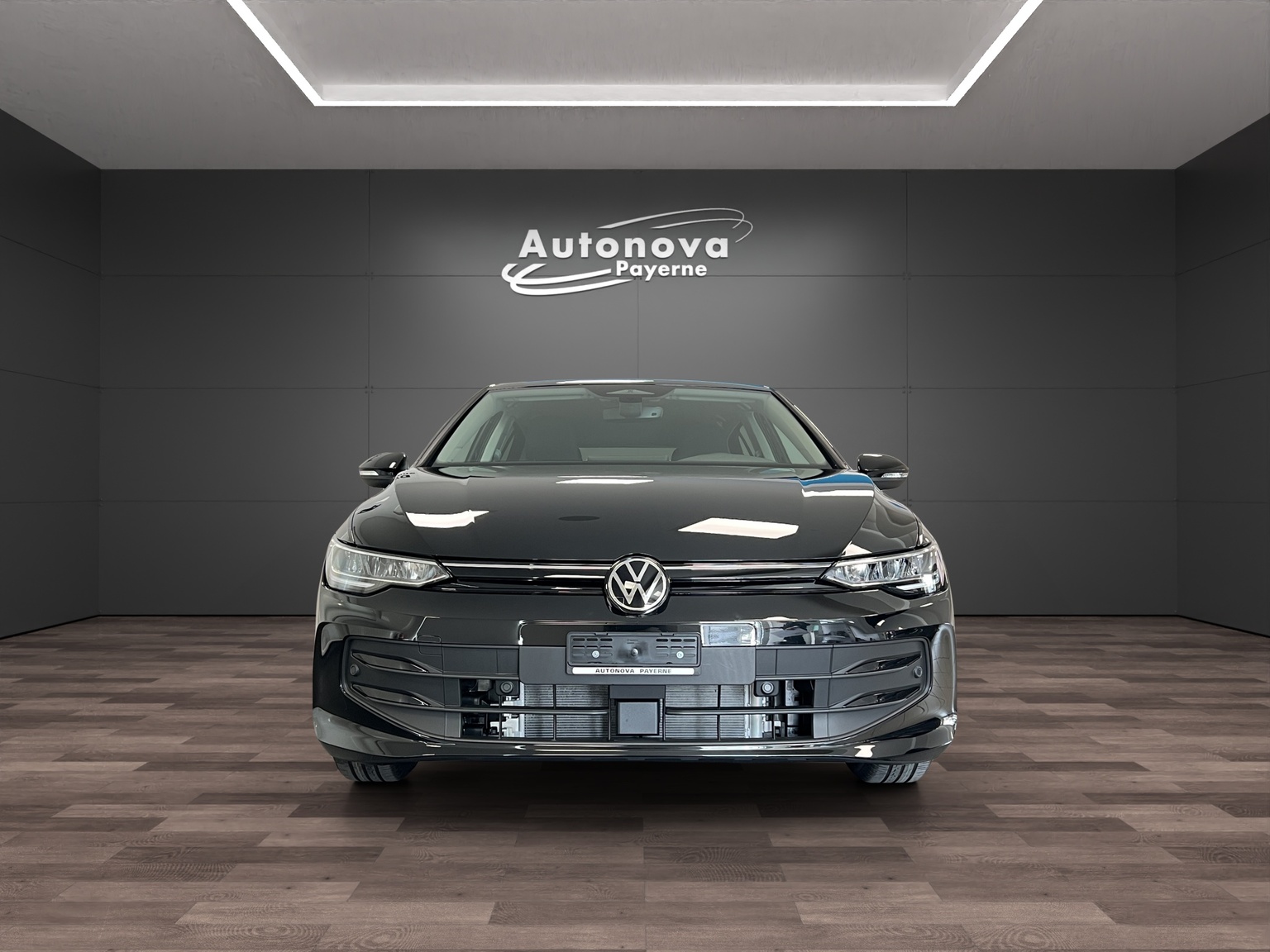 VW Golf 1.5 TSI Basis-image-1