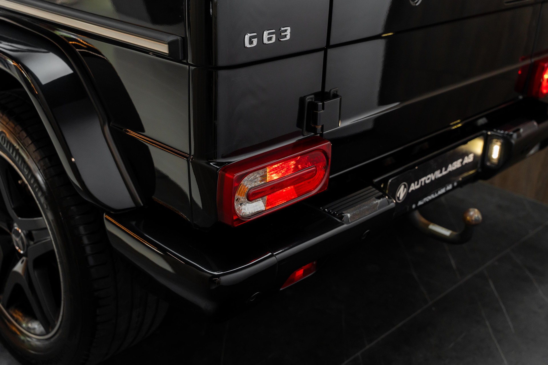 MERCEDES-BENZ G 63 AMG Automatic-image-22