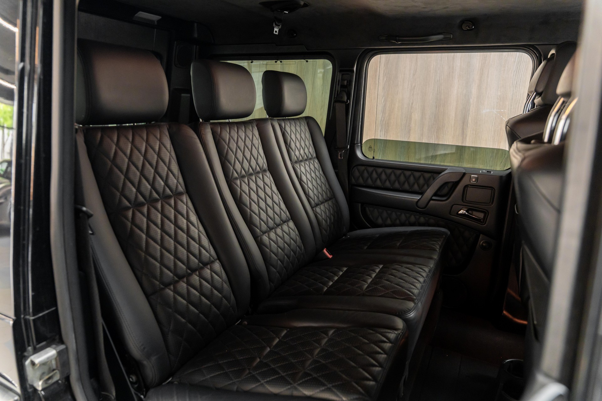 MERCEDES-BENZ G 63 AMG Automatic-image-10