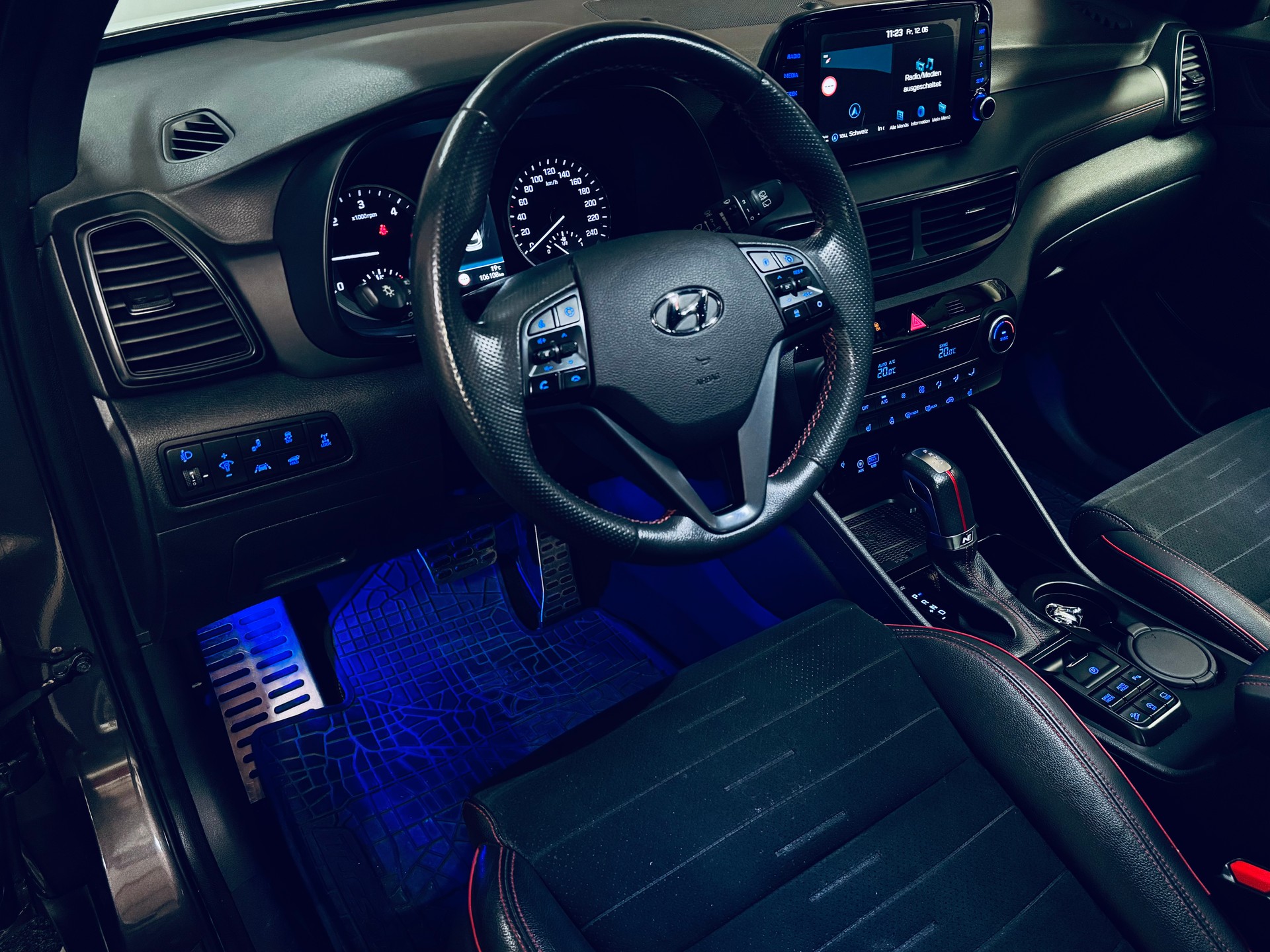 HYUNDAI Tucson 2.0 CRDI N-Line Mild Hybrid 4WD Automatic-image-14