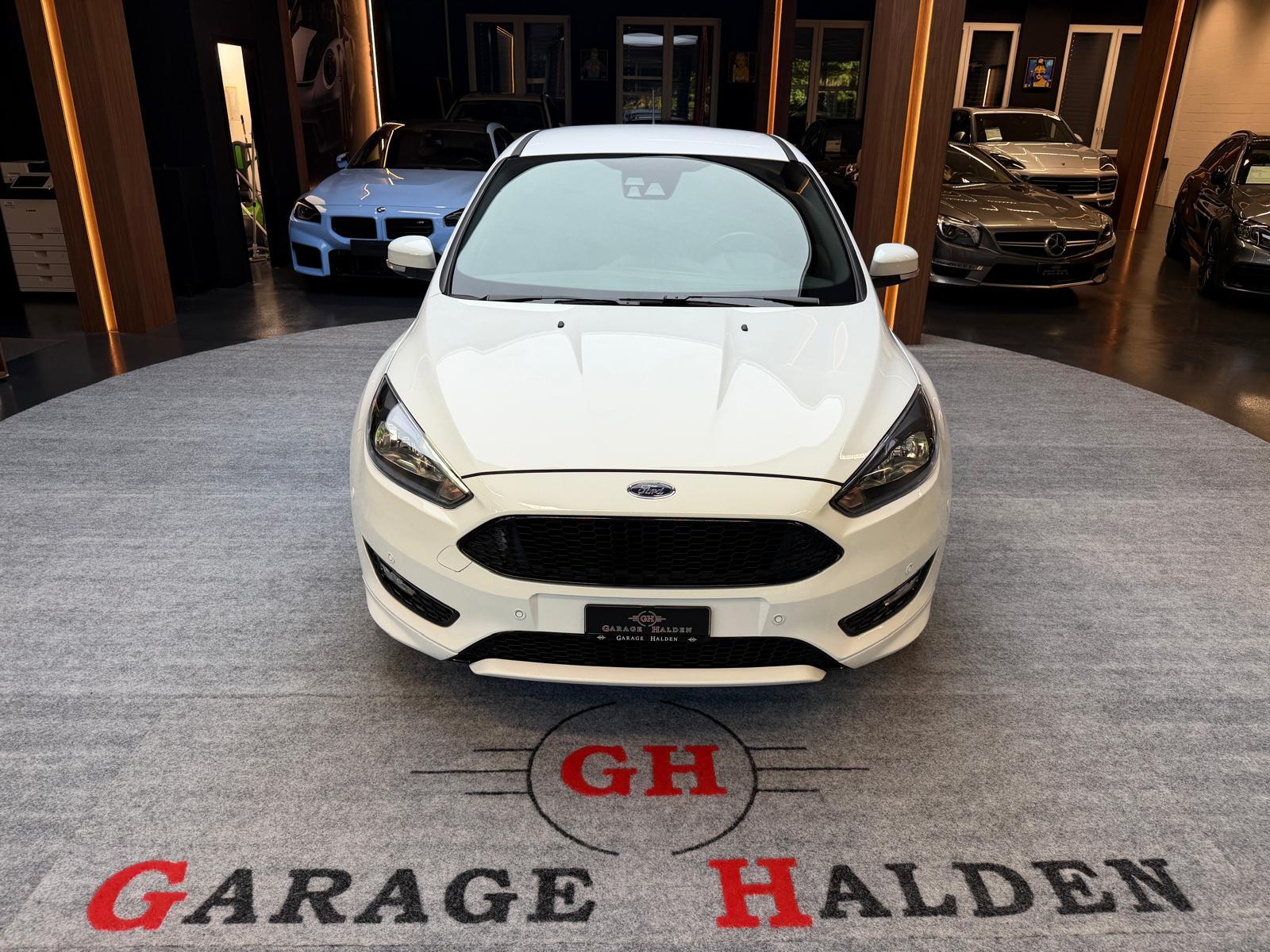 FORD Focus 1.0i EcoB 125 ST-Line Automat-image-2
