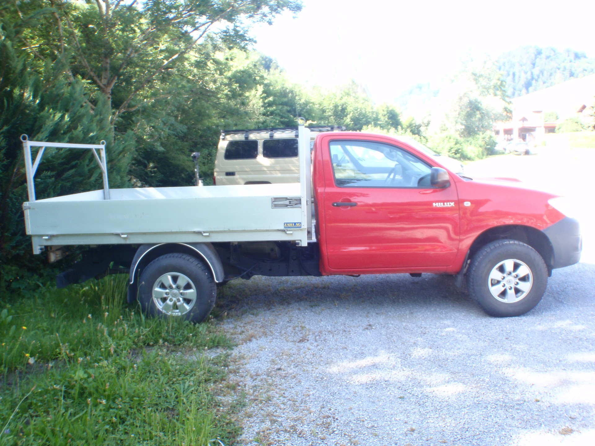 TOYOTA Hilux 4x4 SingleCab LineaTerra-image-3
