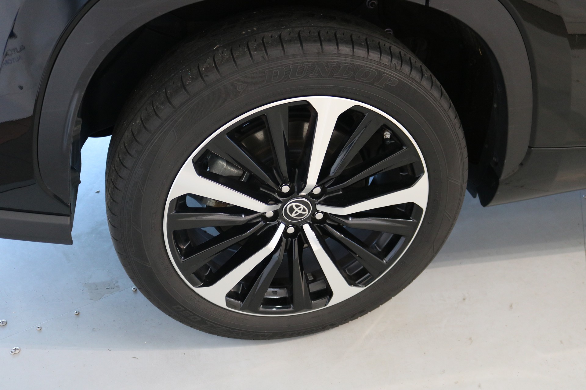 TOYOTA Highlander 2.5 HSD Premium e-CVT-image-29