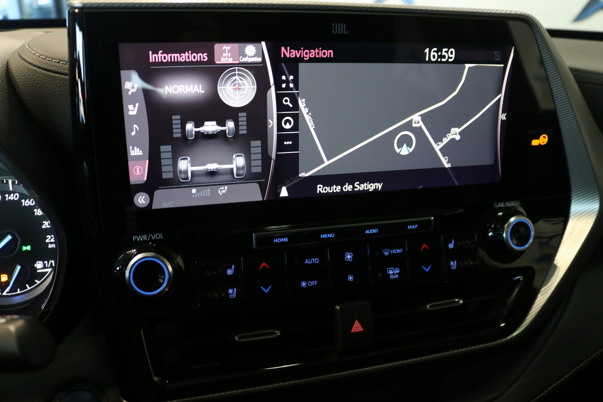 TOYOTA Highlander 2.5 HSD Premium e-CVT-image-47