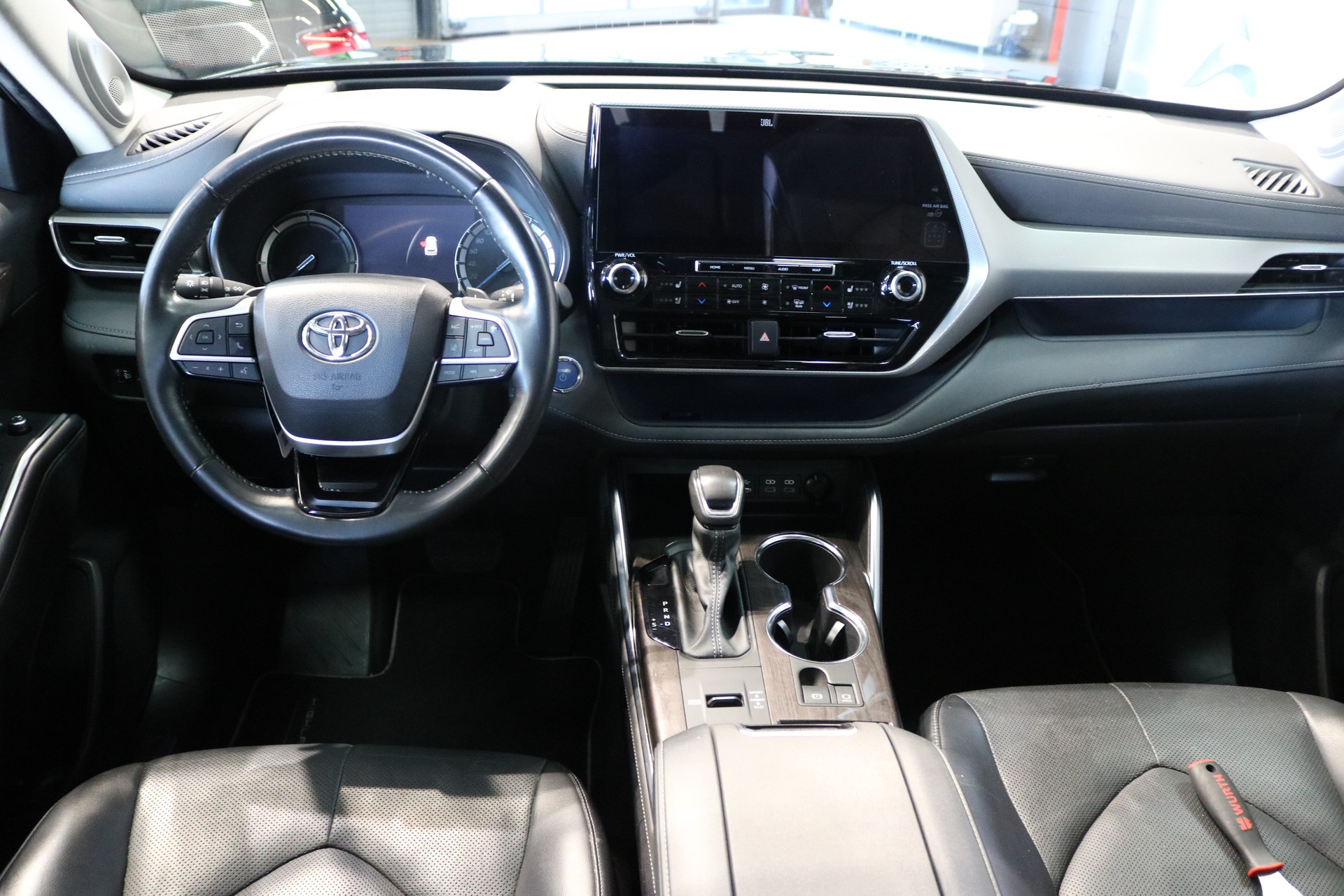 TOYOTA Highlander 2.5 HSD Premium e-CVT-image-2