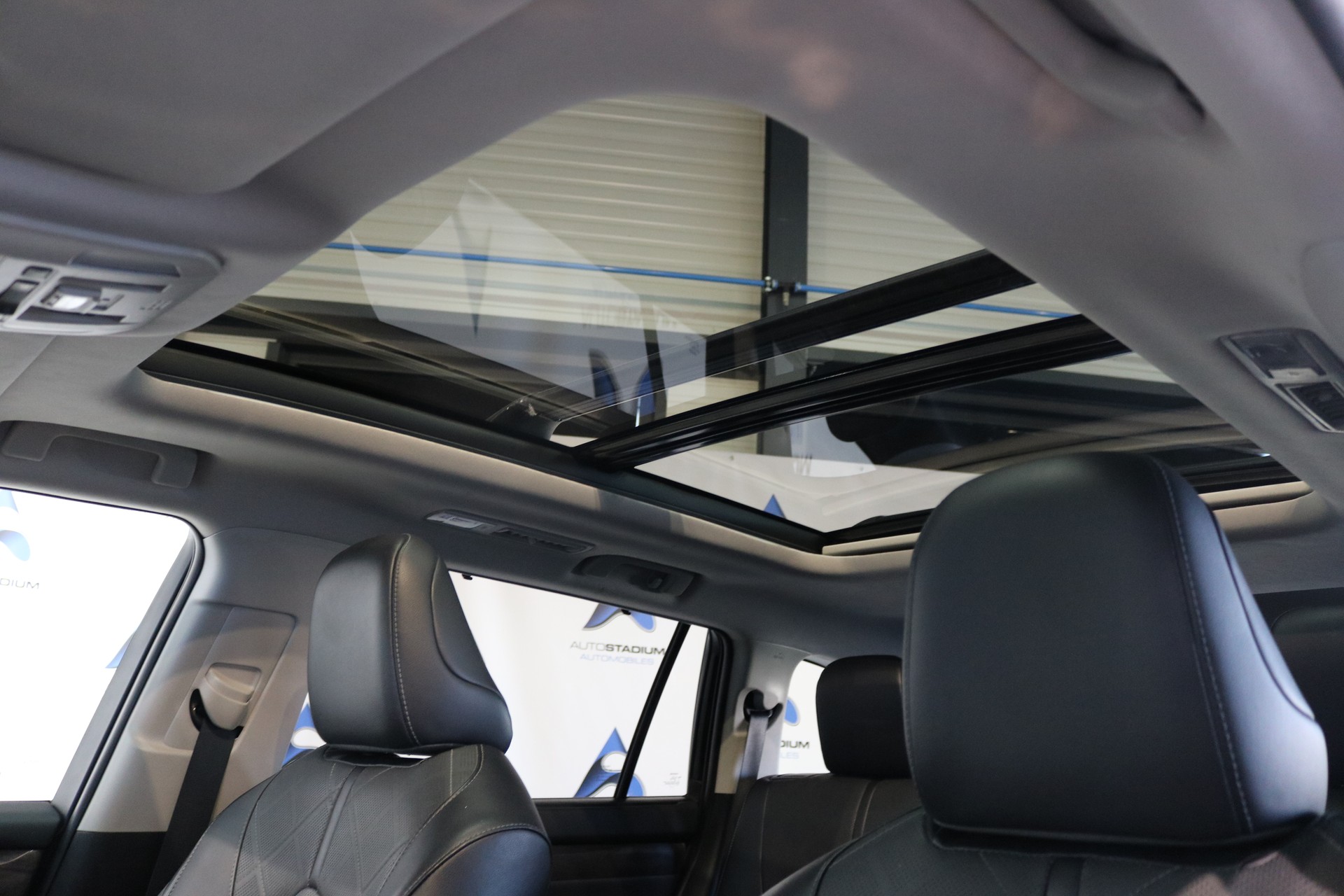 TOYOTA Highlander 2.5 HSD Premium e-CVT-image-41