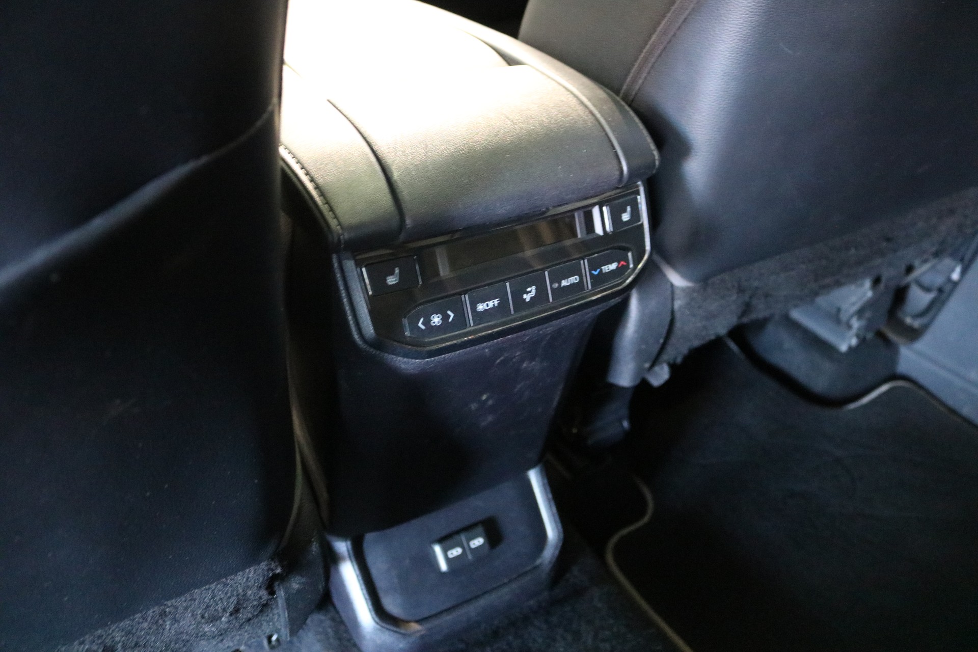 TOYOTA Highlander 2.5 HSD Premium e-CVT-image-34