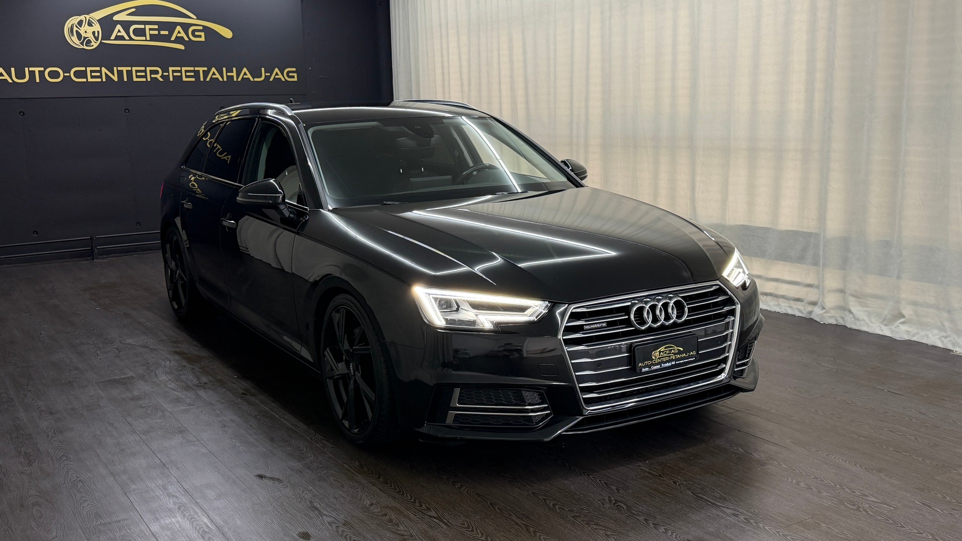 AUDI A4 Avant 40 TDI Design quattro S-tronic-image-2