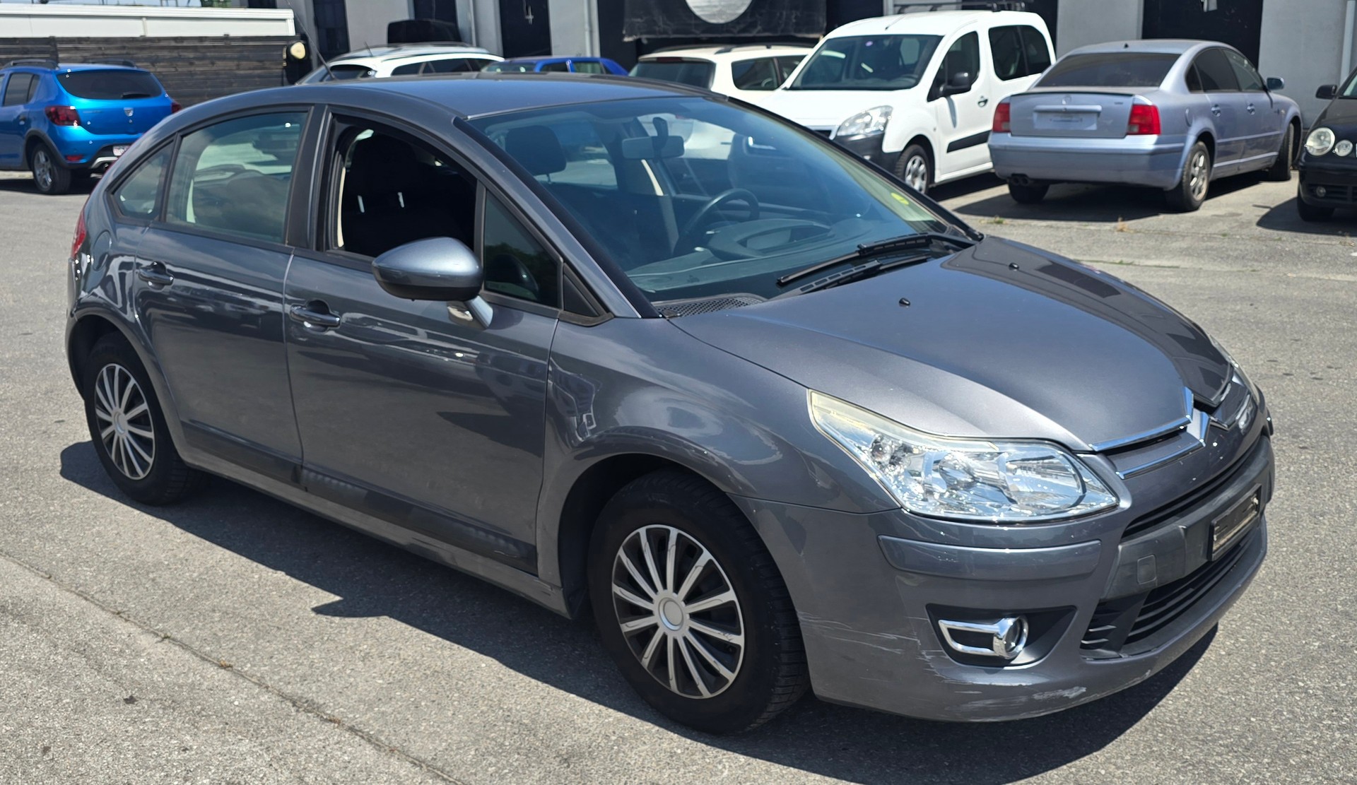 CITROEN C4 Berline 1.6i 16V VTR (Pack)-image-1