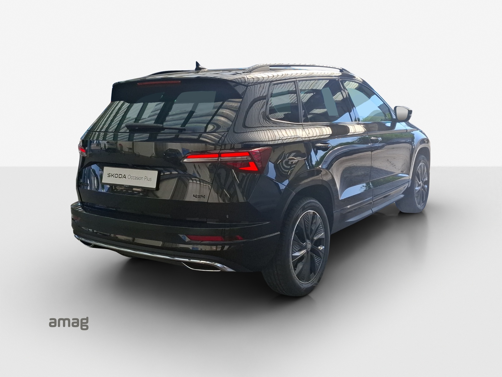 SKODA Karoq 2.0 TSI SportLine 4x4 DSG-image-4