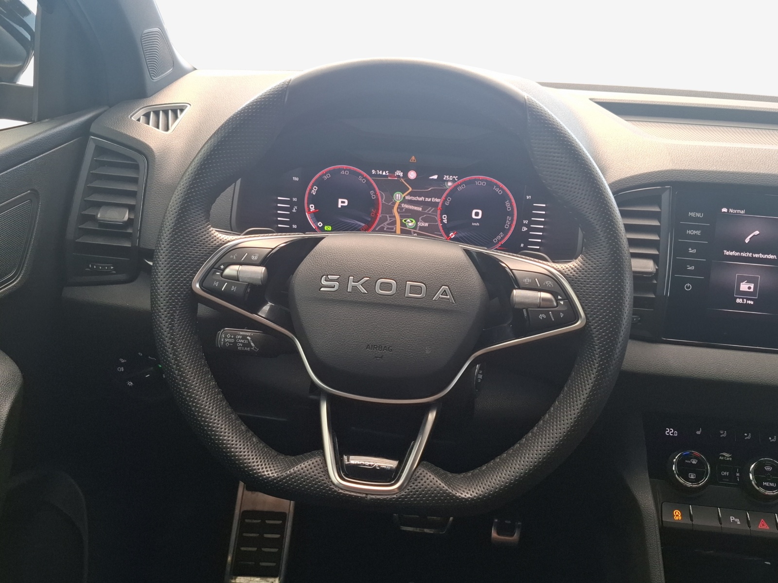 SKODA Karoq 2.0 TSI SportLine 4x4 DSG-image-9