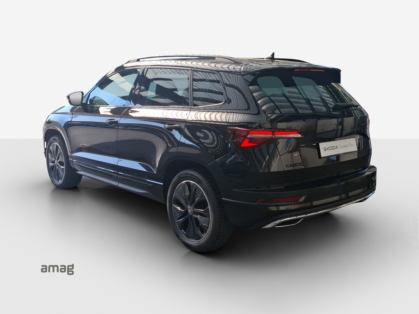 SKODA Karoq 2.0 TSI SportLine 4x4 DSG-image-2