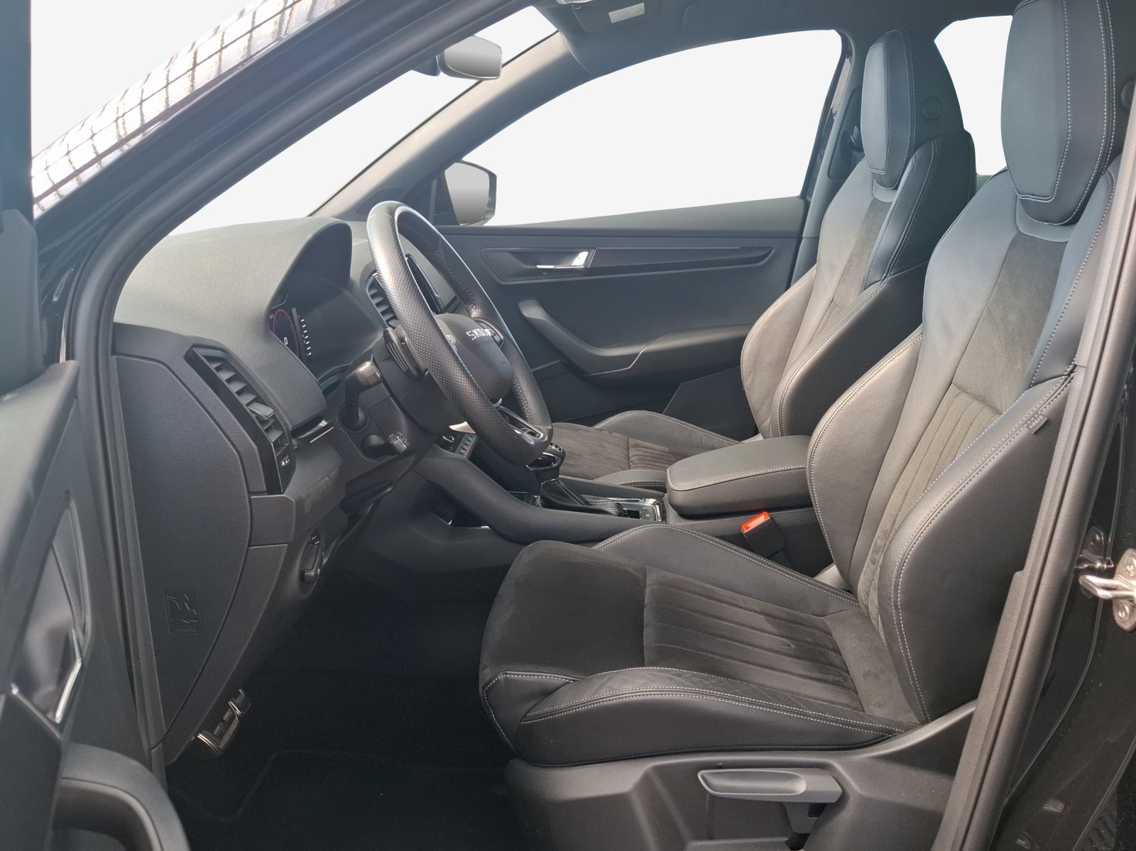 SKODA Karoq 2.0 TSI SportLine 4x4 DSG-image-7