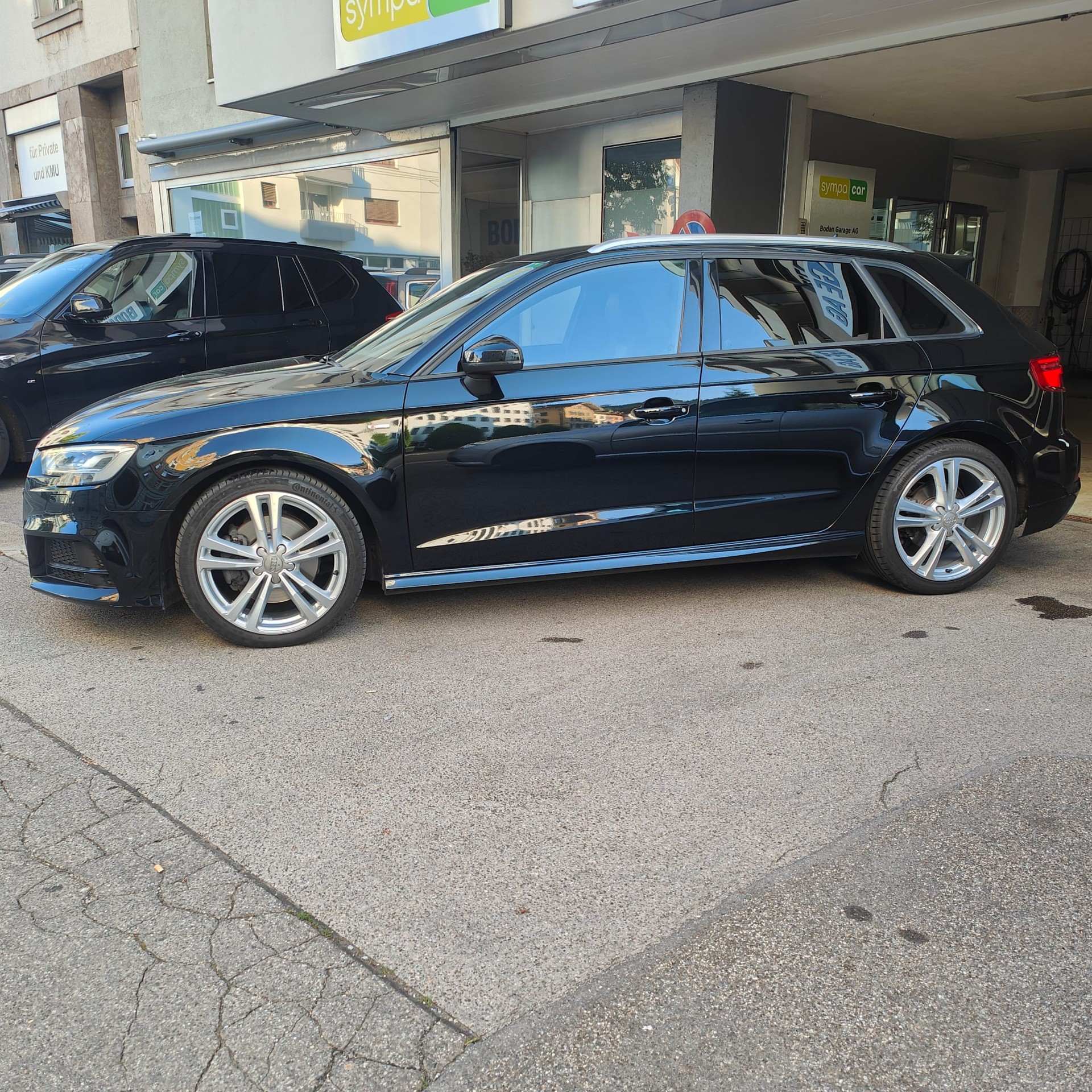 AUDI A3 Sportback 40 TFSI Sport quattro S-tronic-image-1