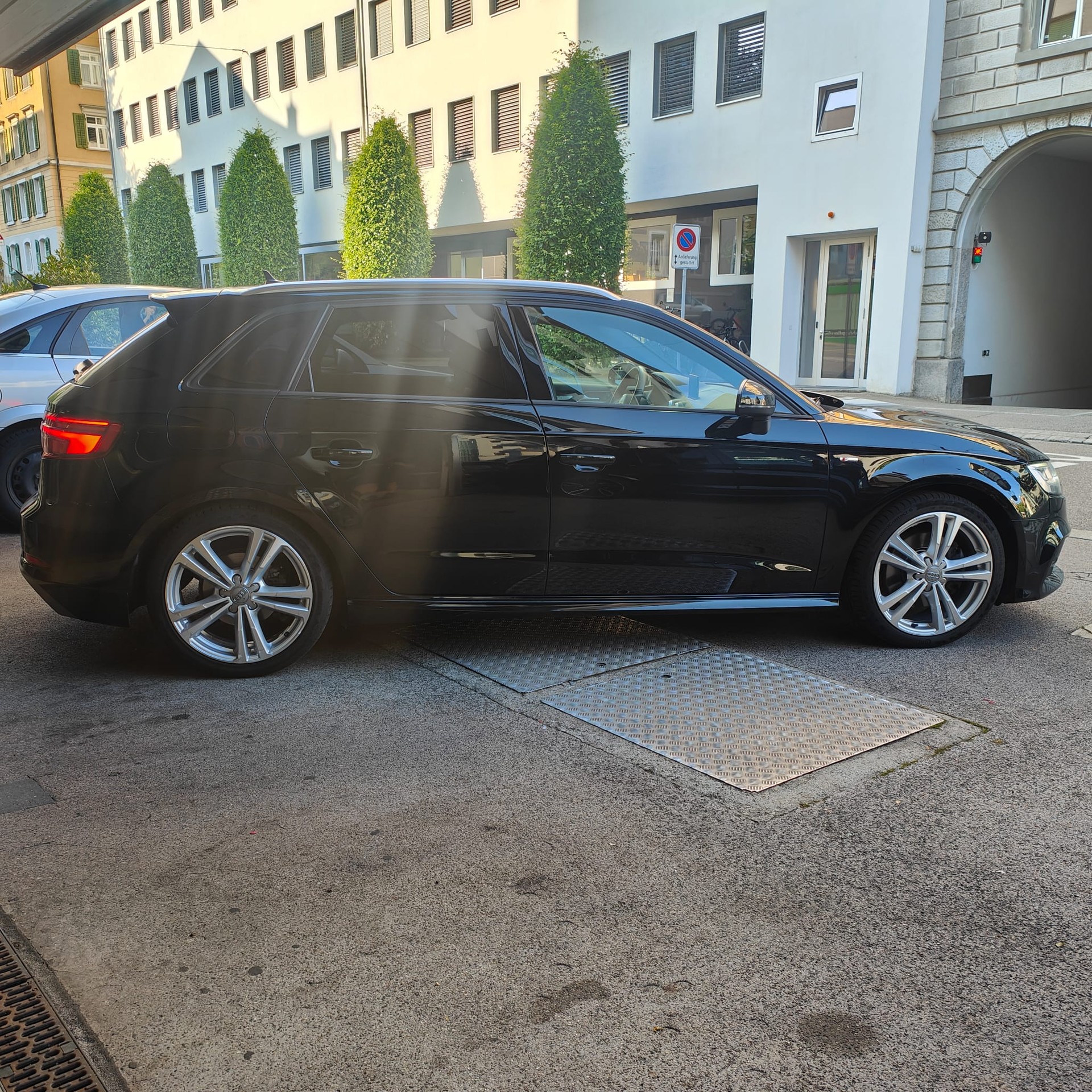 AUDI A3 Sportback 40 TFSI Sport quattro S-tronic-image-5