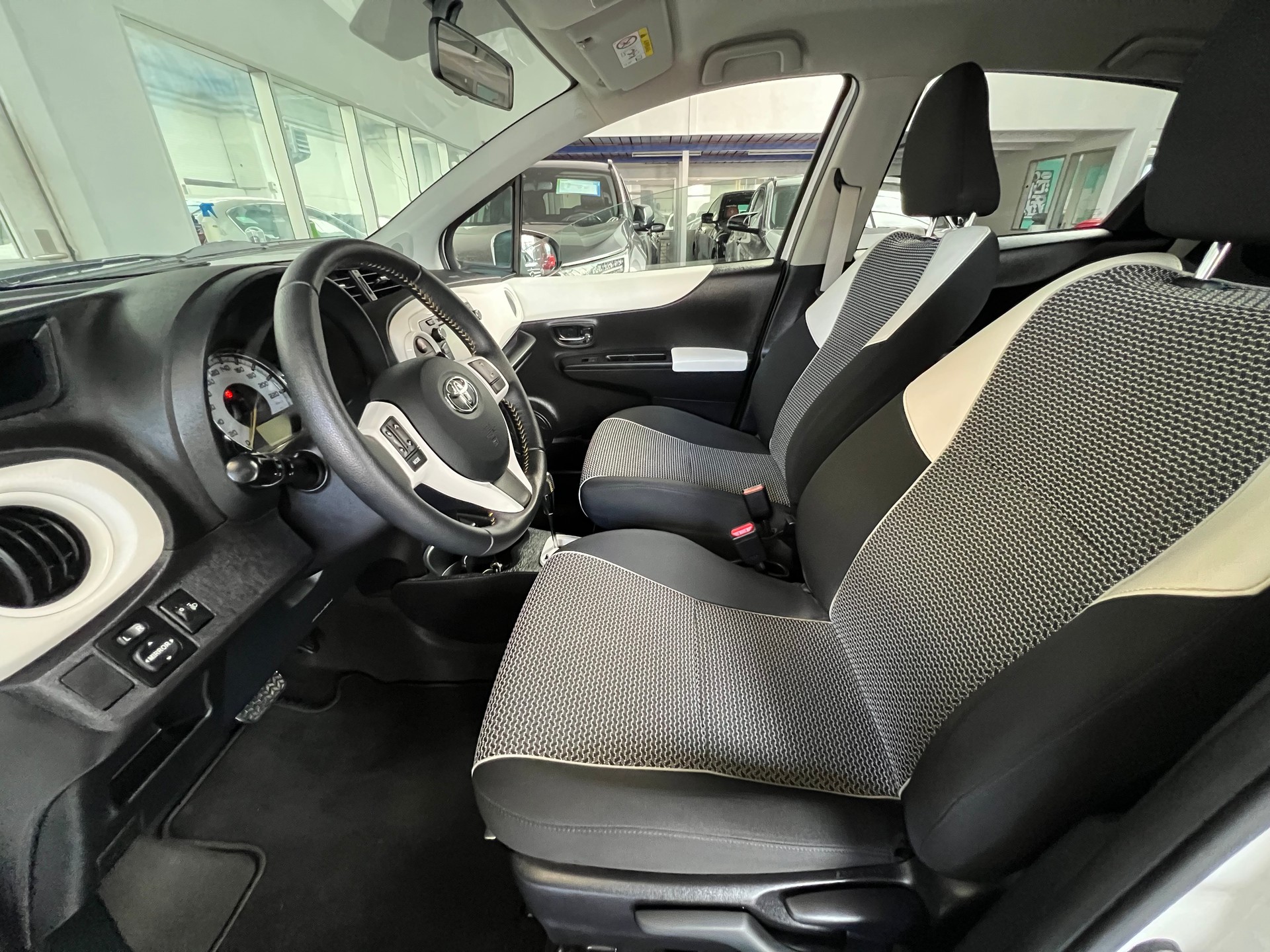 TOYOTA Yaris 1.33 Trend Multidrive-image-8