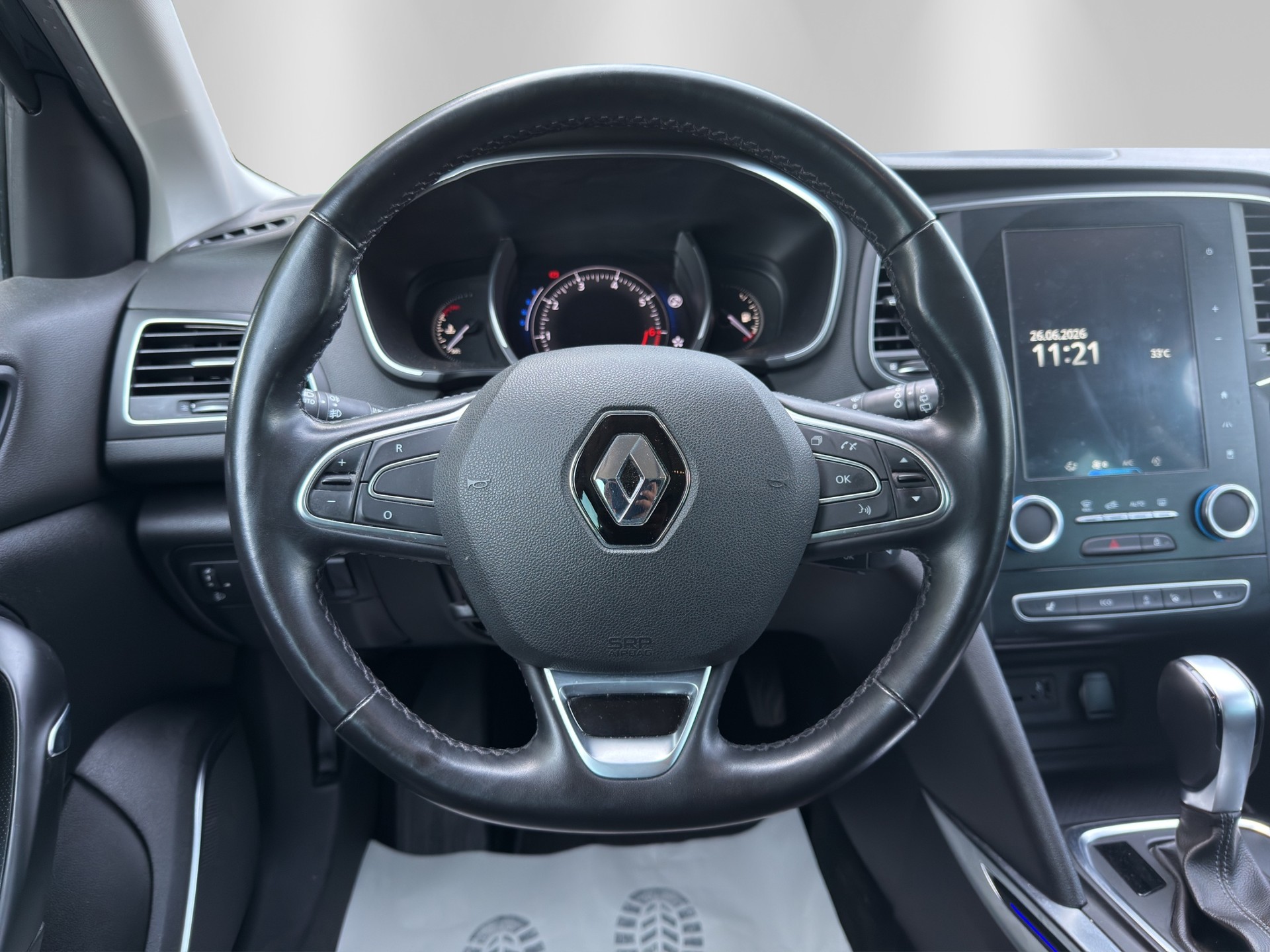 RENAULT Mégane 1.2 16V Turbo 90th Anniversary EDC-image-9