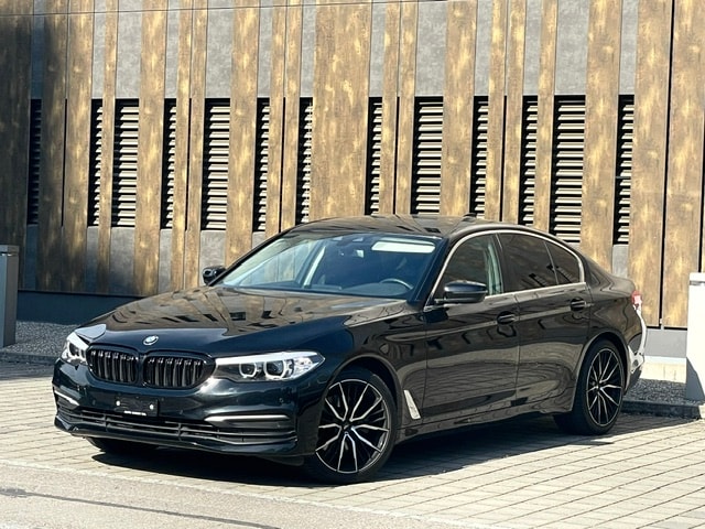 BMW 520d xDrive Luxury Line Steptronic-image-2