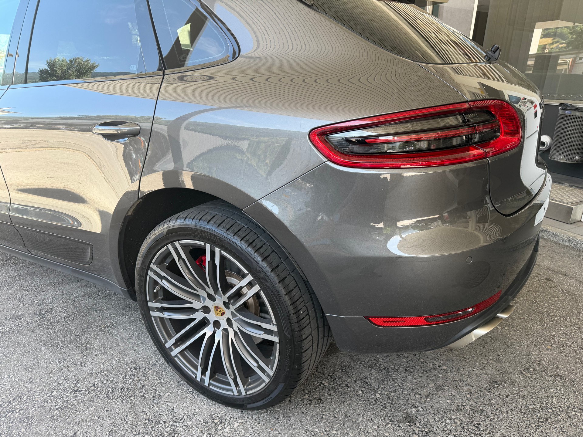 PORSCHE Macan Turbo PDK-image-11