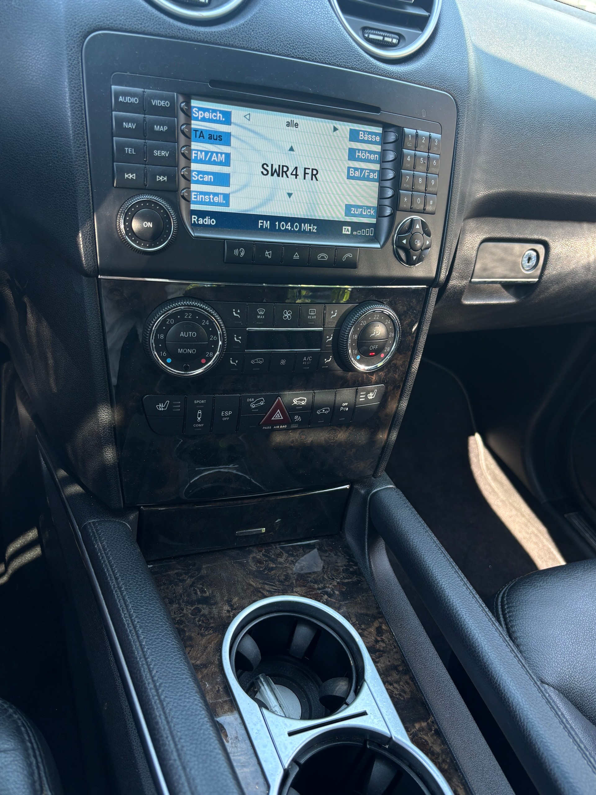 MERCEDES-BENZ ML 350 4Matic Edition 7G-Tronic-image-6