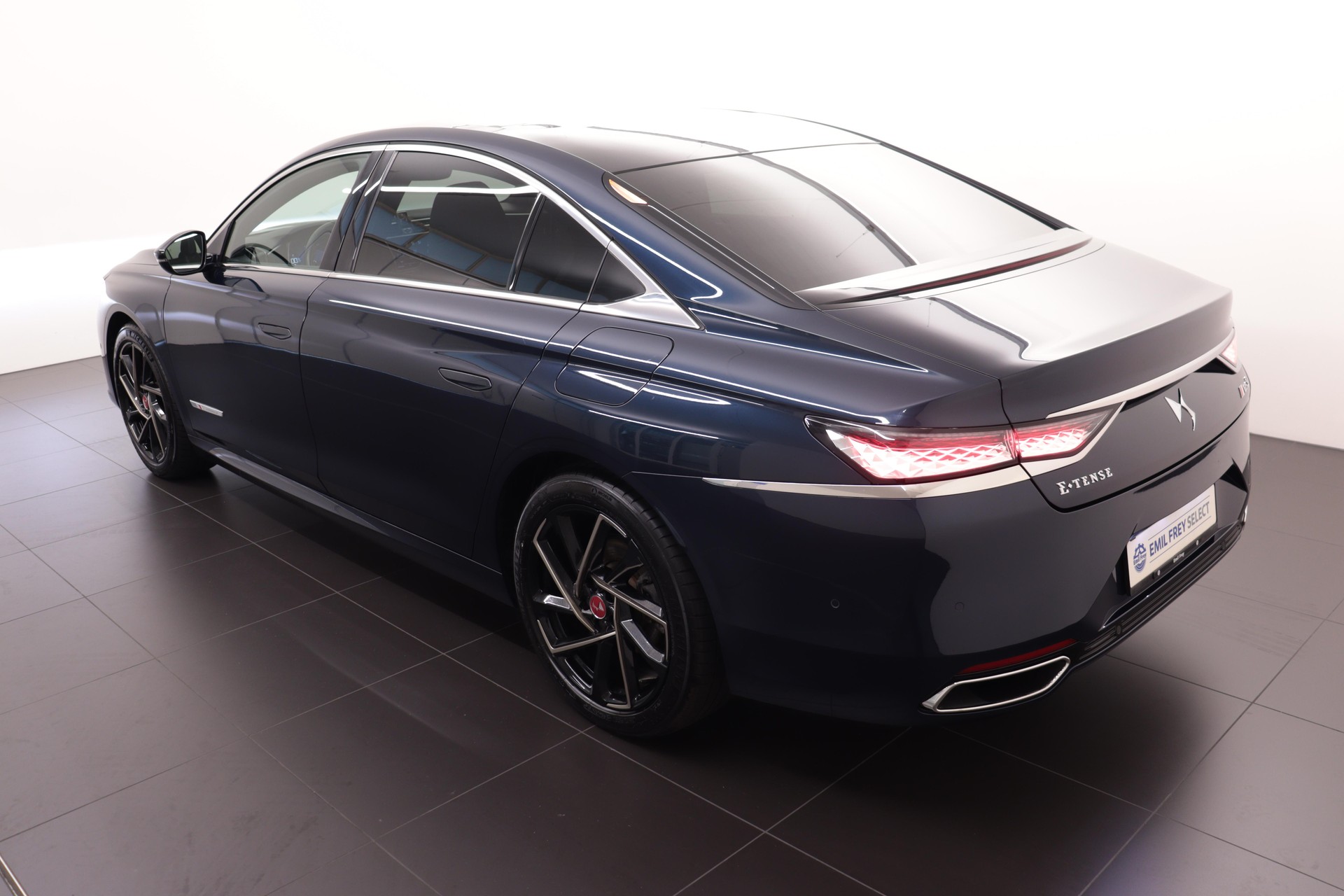 DS AUTOMOBILES 9 1.6 E-Tense Performance Line+-image-6