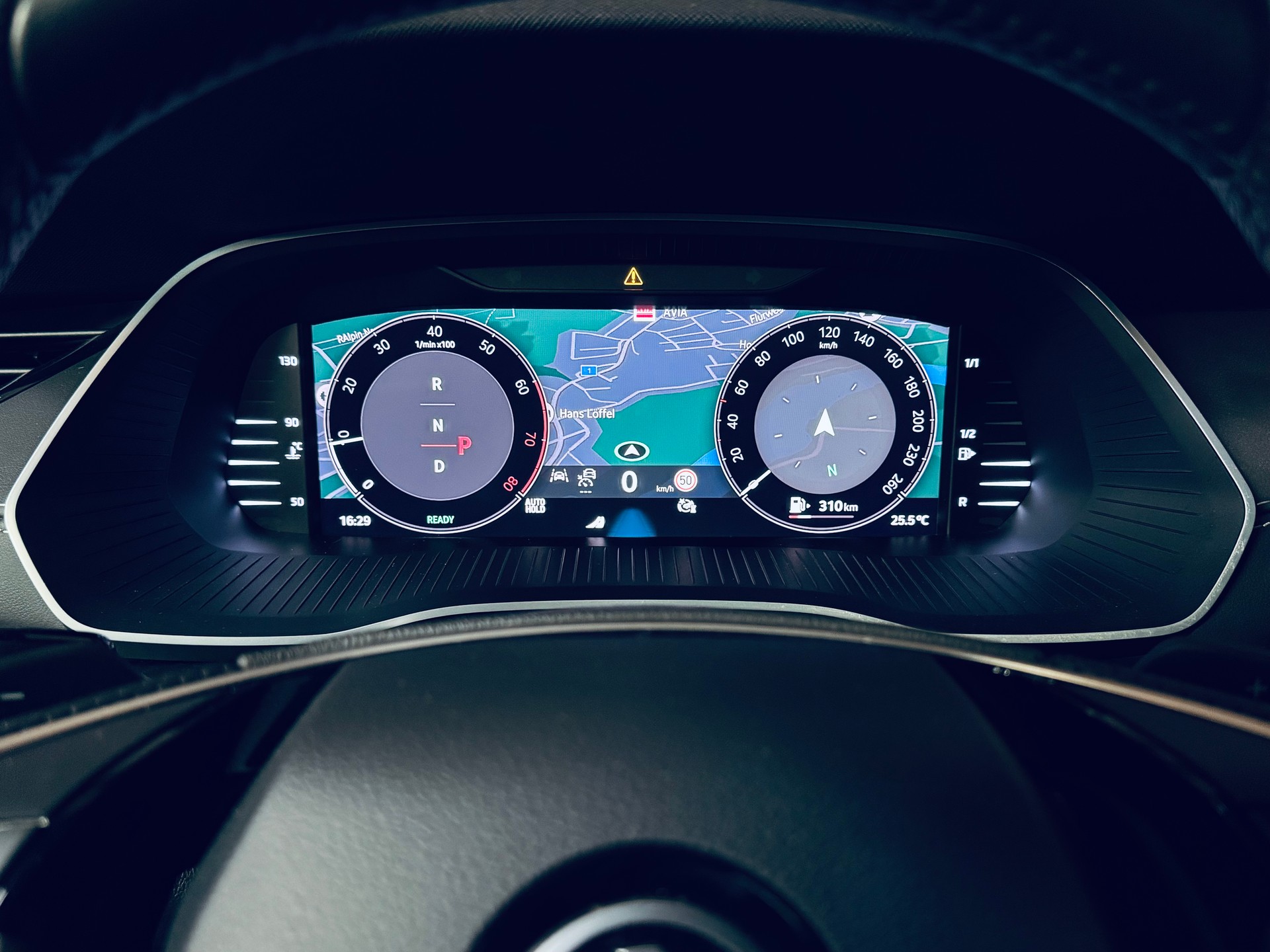SKODA Octavia Combi 1.5 TSI mHEV DSG Sport Line-image-17