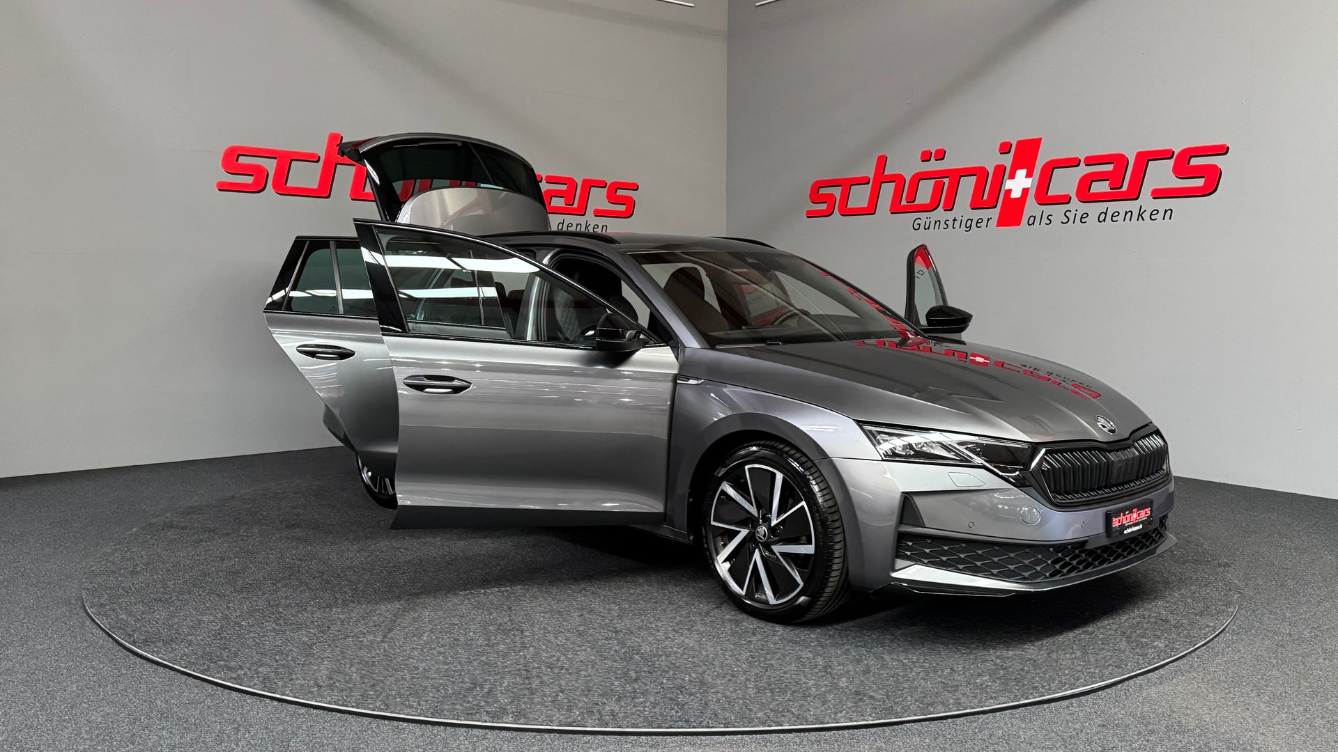 SKODA Octavia Combi 1.5 TSI mHEV DSG Sport Line-image-8