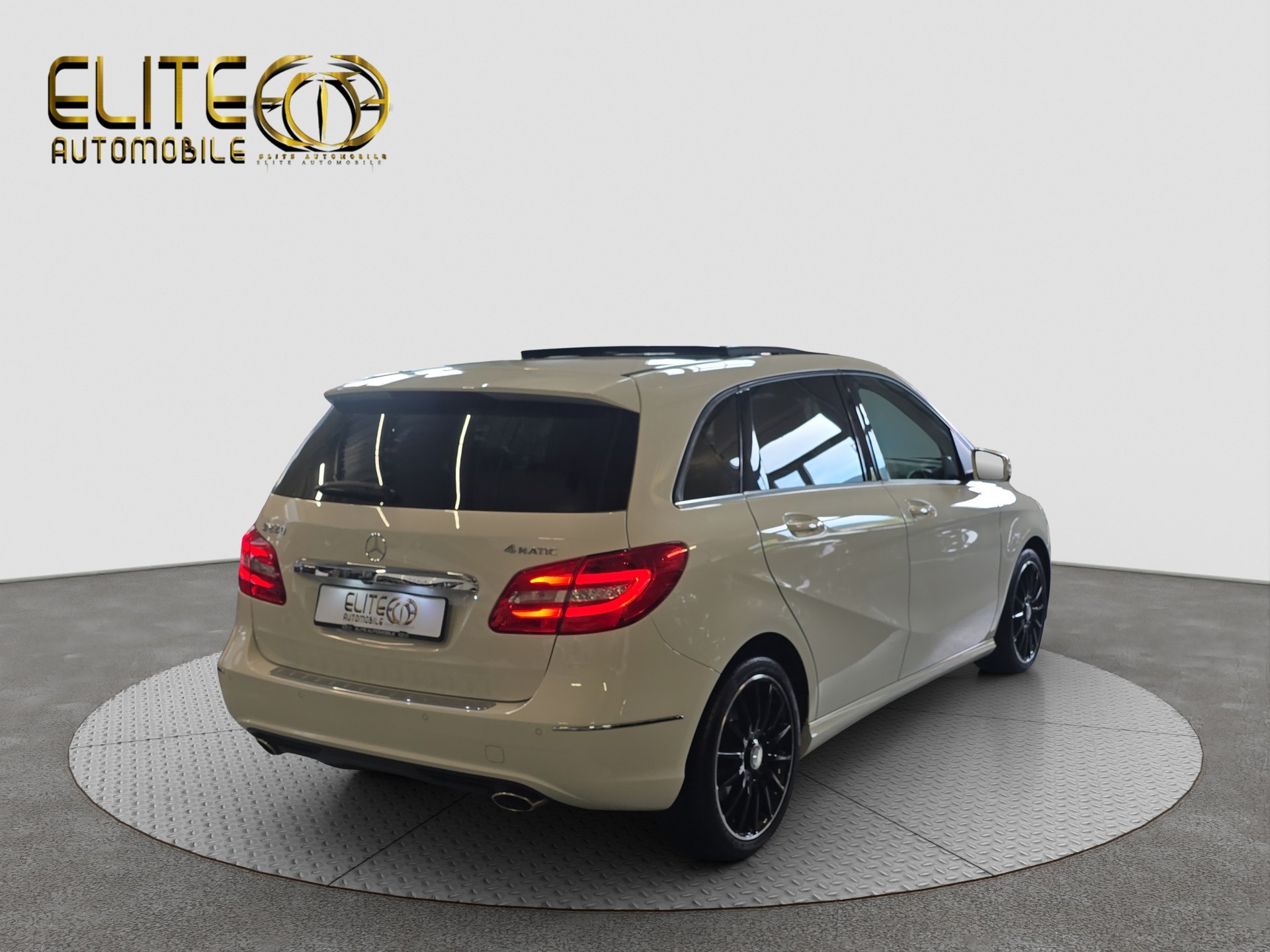 MERCEDES-BENZ B 220 4Matic 7G-DCT-image-7