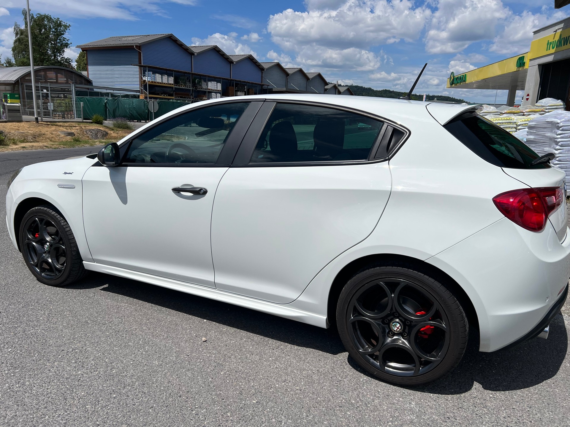 ALFA ROMEO Giulietta 2.0 JTDM Sprint TCT-image-4