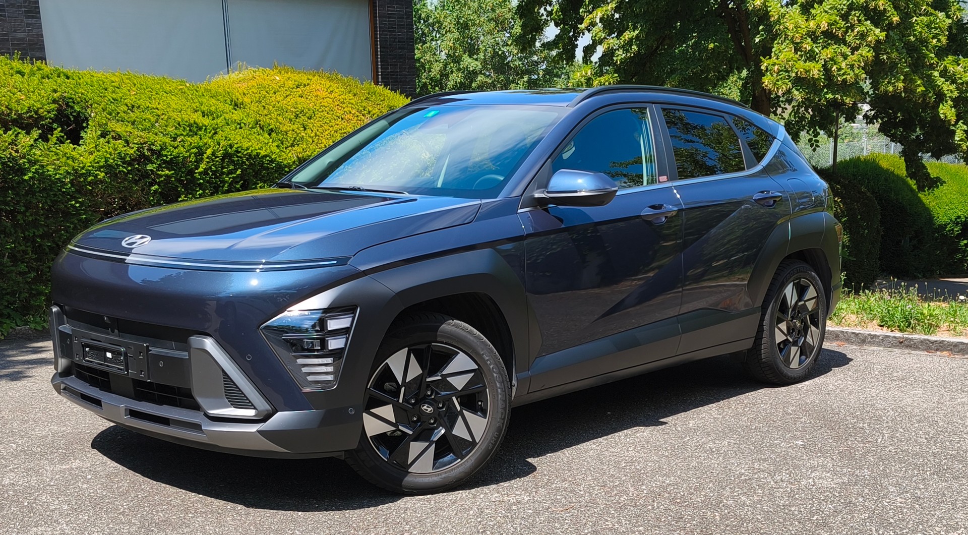 HYUNDAI KONA-image-0