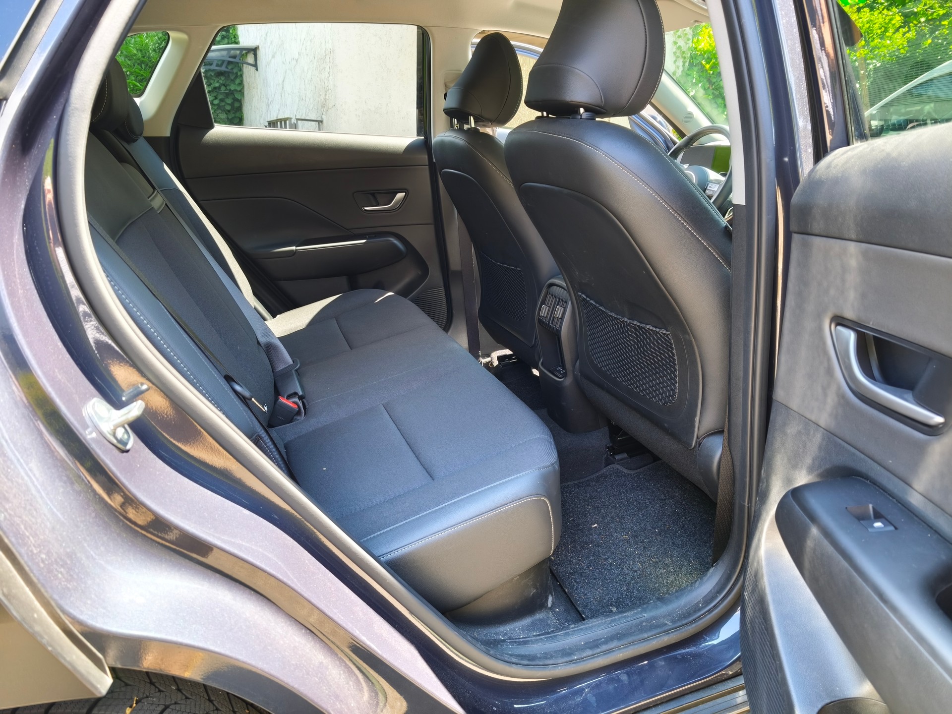 HYUNDAI KONA-image-3