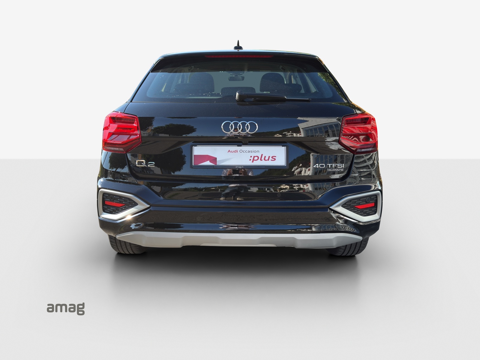AUDI Q2 40 TFSI advanced quattro S-tronic-image-3
